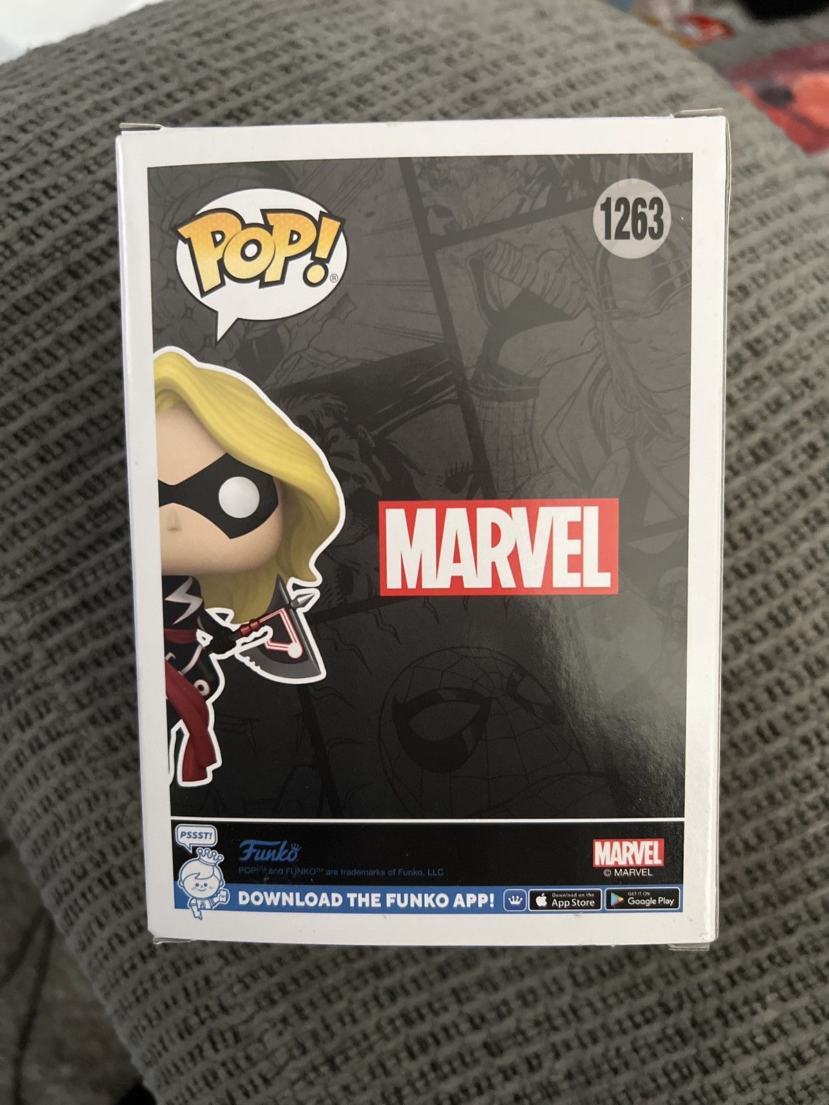 Marvel Comics Funko Pop! Captain Marvel Bobble-Head Size ONE SIZE - 2 Thumbnail