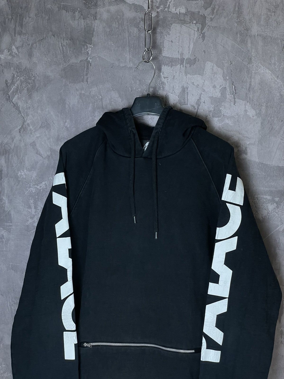 Palace × Vintage Vintage Palace Faded Hypebeast Sleeve Logo Heavy Hoodie Size US M / EU 48-50 / 2 - 3 Thumbnail