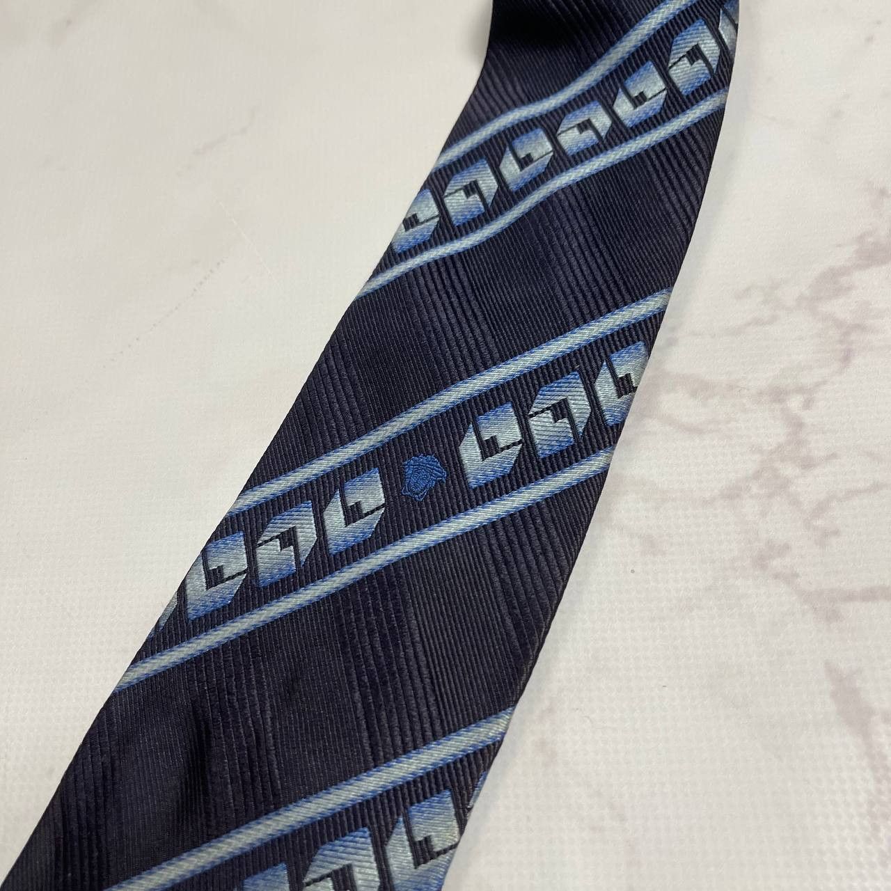Versace Versace Vintage 90s Tie Silk Logo Size ONE SIZE - 4 Thumbnail