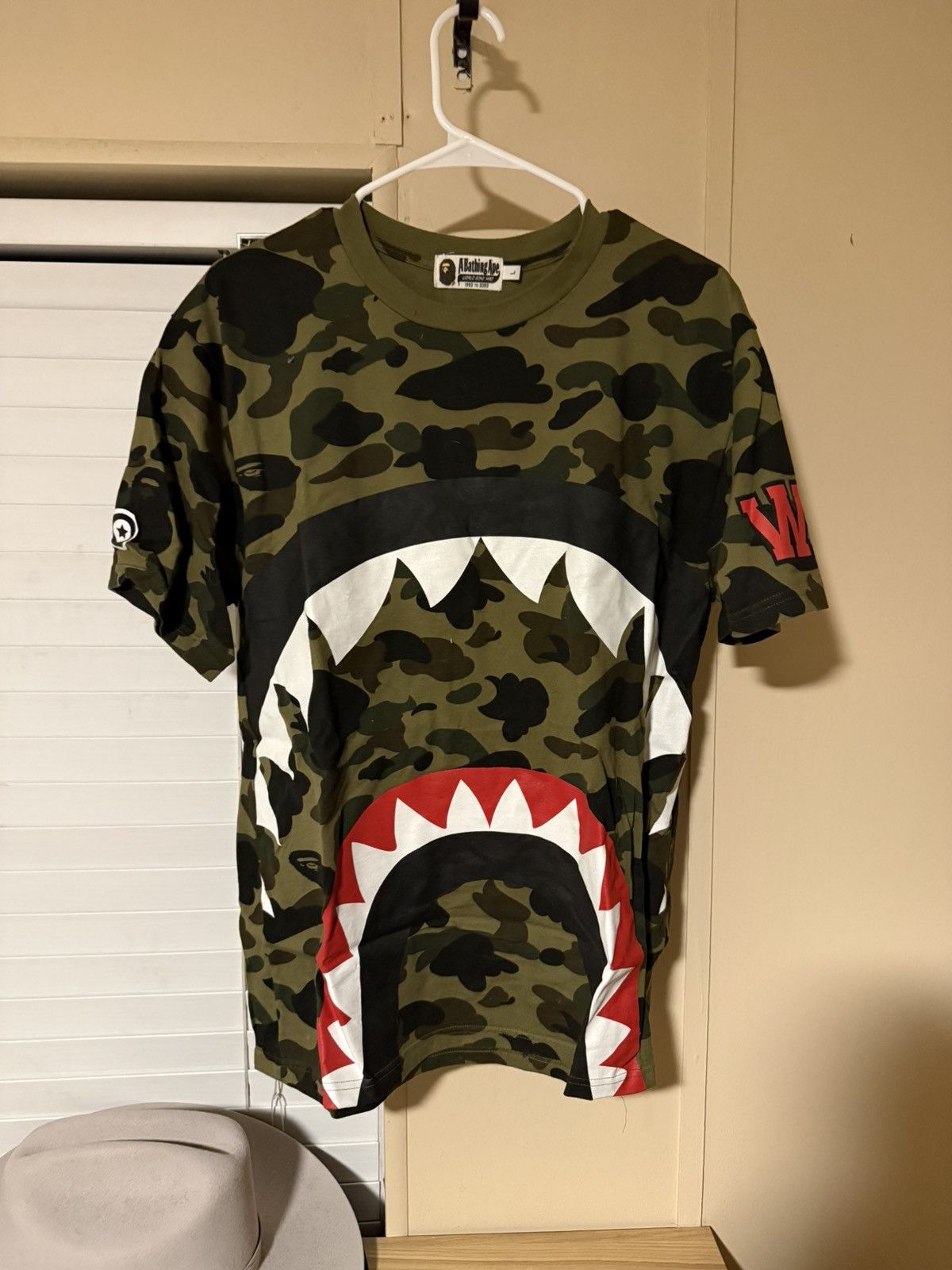 Bape BAPE 1st Camo Big Shark Tee Size US L / EU 52-54 / 3 - 1 Thumbnail