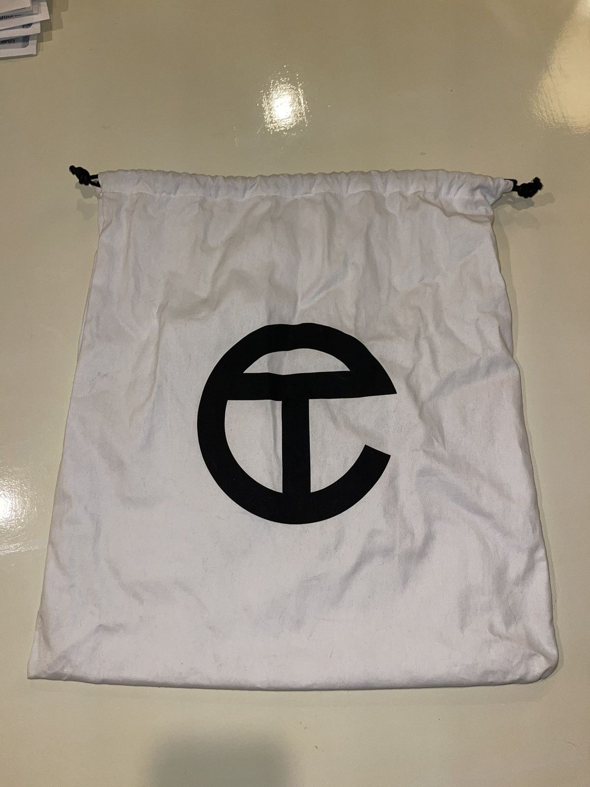 Telfar Telfar Medium Creme Bag w Dust Bag Size ONE SIZE - 23 Thumbnail