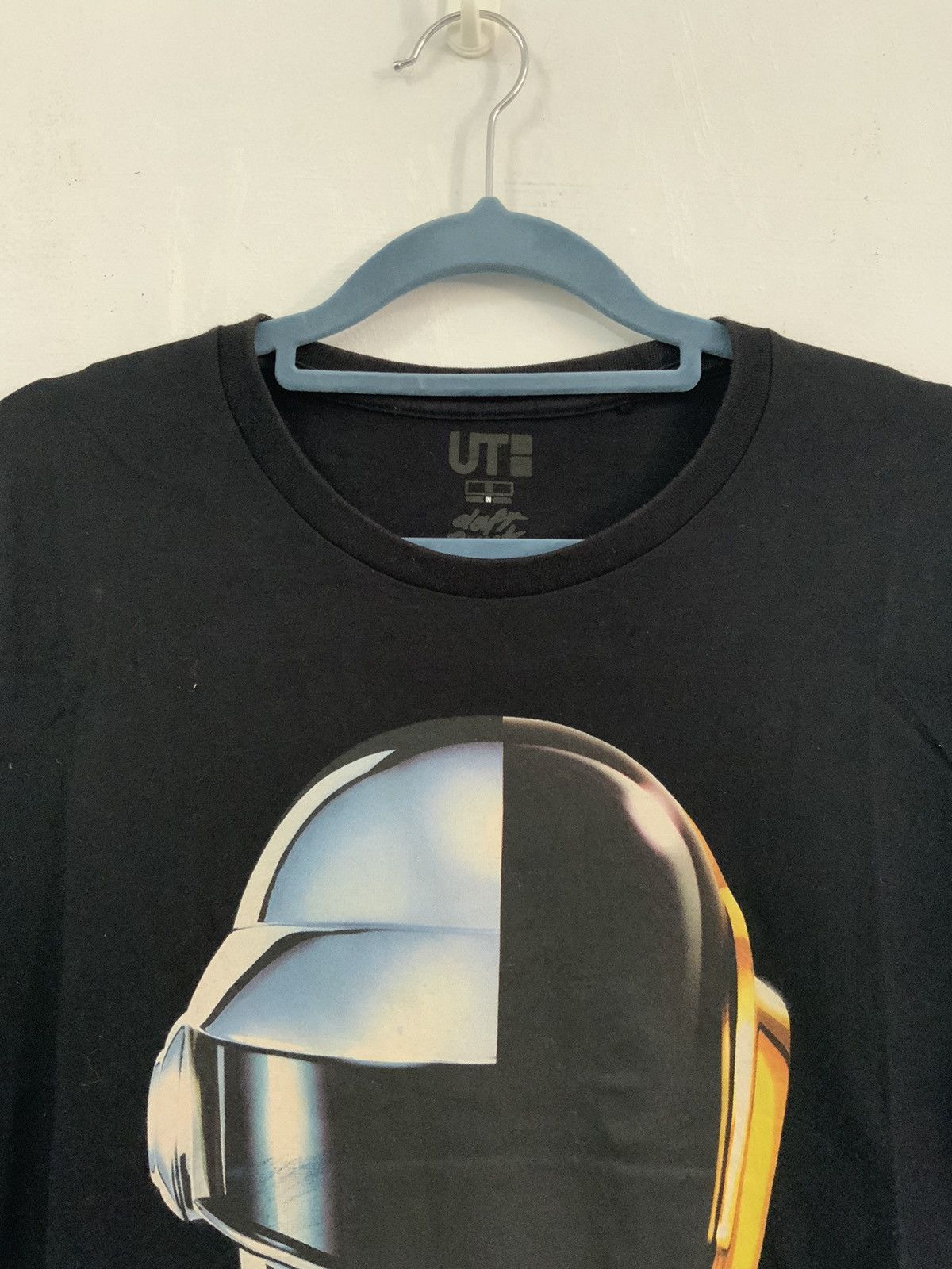 Uniqlo Daft Punk Big Logo Tee by Uniqlo Size US M / EU 48-50 / 2 - 5 Thumbnail