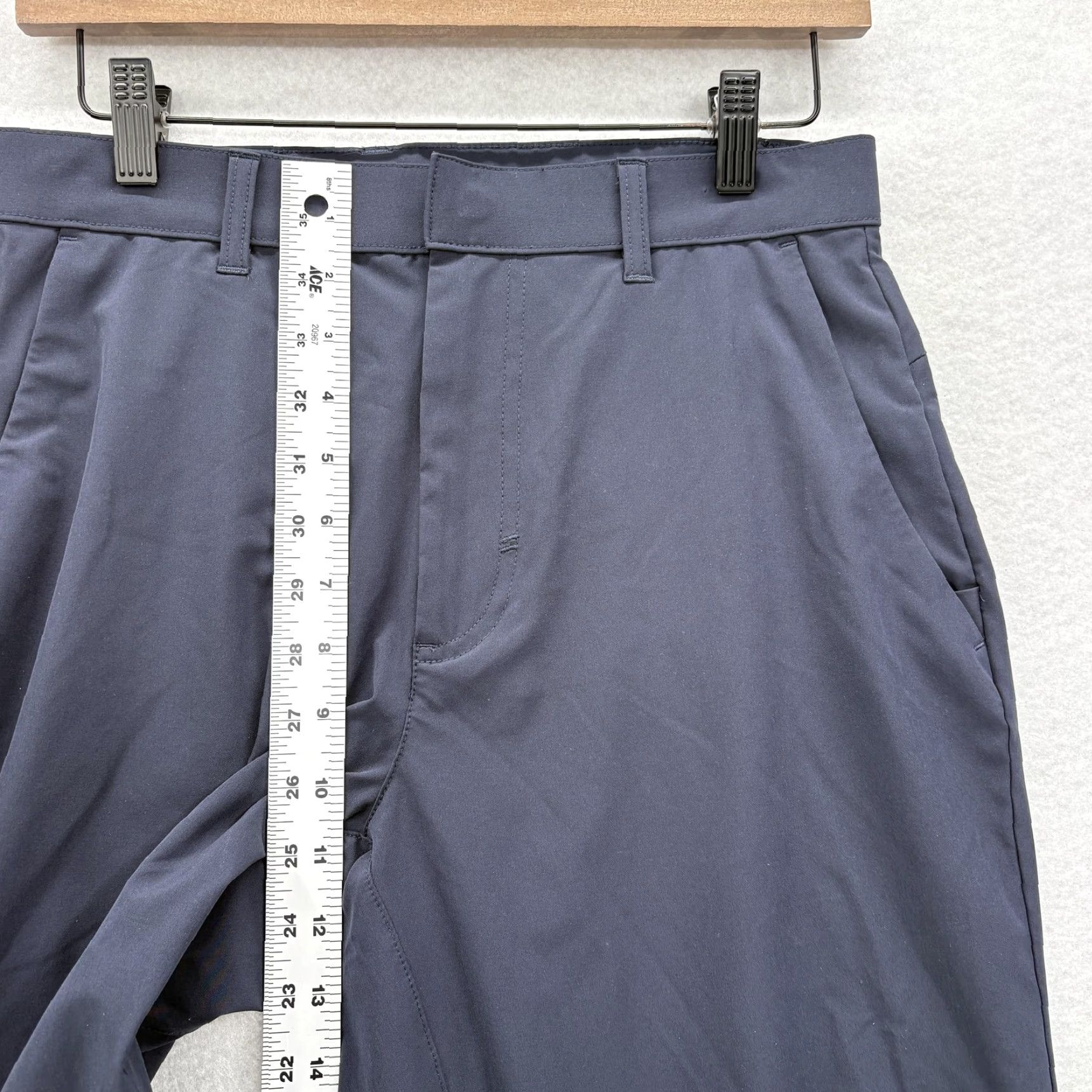 Fabletics Fabletics The Only Pant Mens 29x28 Blue Athletic Golf Chino Stretch Performance Tapered Leg Size US 29 - 7 Thumbnail
