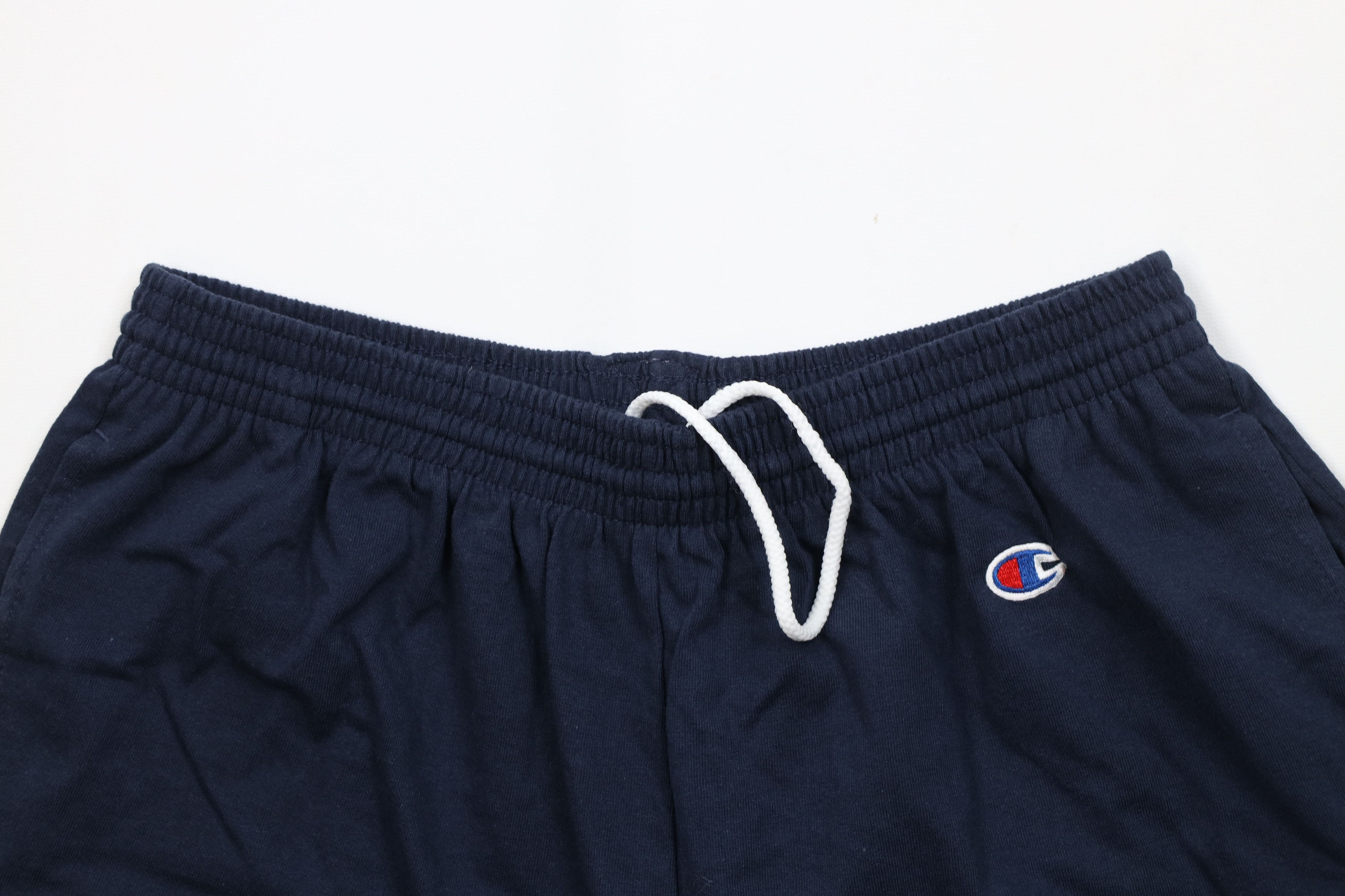 Champion Vintage 90s Y2K Champion of New Hampshire Shorts UNH Blue Size US 32 / EU 48 - 2 Thumbnail
