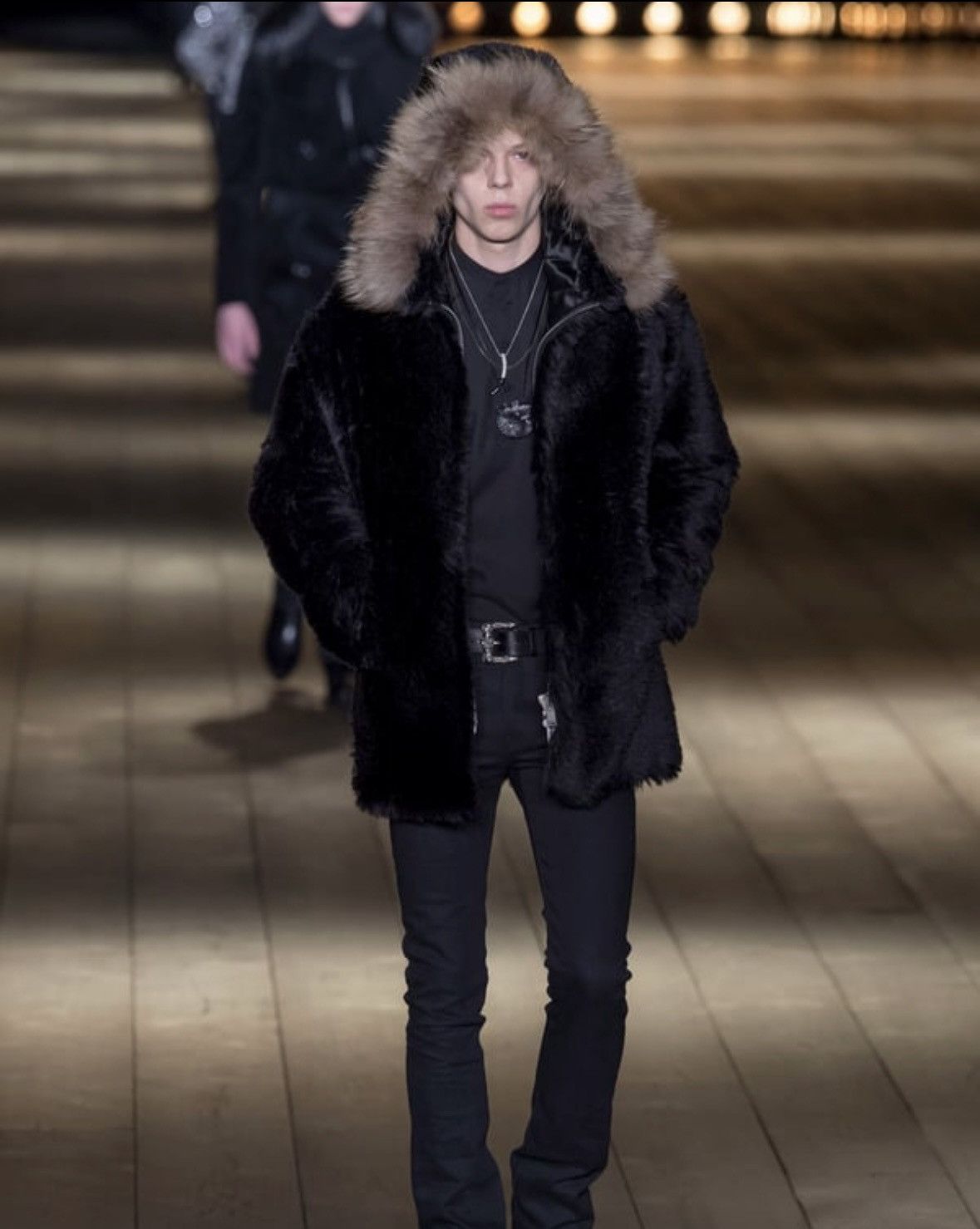 Saint Laurent Paris SAINT LAURENT PARIS AW18 FUR JACKET Size US S / EU 44-46 / 1 - 3 Thumbnail
