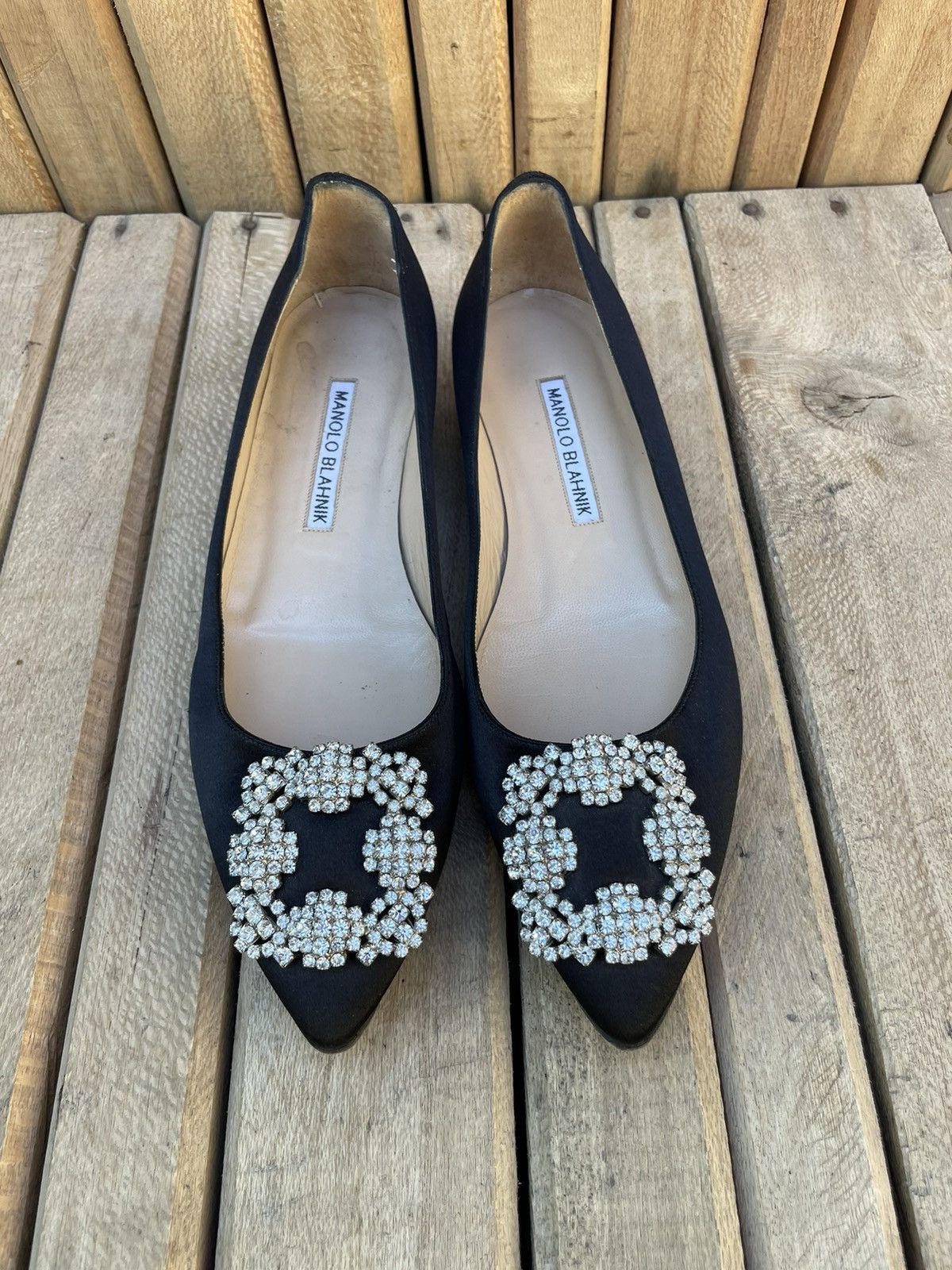 image of Manolo Blahnik Hangisi Jeweled Black Women's Flats Usa 6