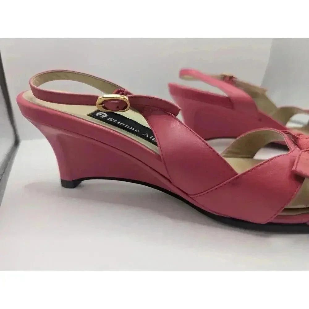 Etienne Aigner Vintage Etienne Aigner Pink Slingback Heels 7.5 Size US 7.5 / IT 37.5 - 7 Thumbnail