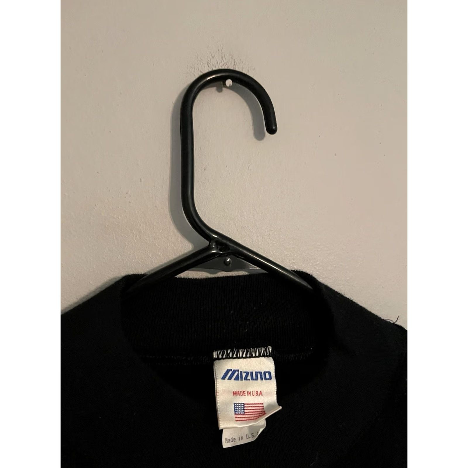 Mizuno VINTAGE Mizuno Baseball Shirt Adult Large Black/White Raglan Made in USA Mens Size US L / EU 52-54 / 3 - 3 Thumbnail