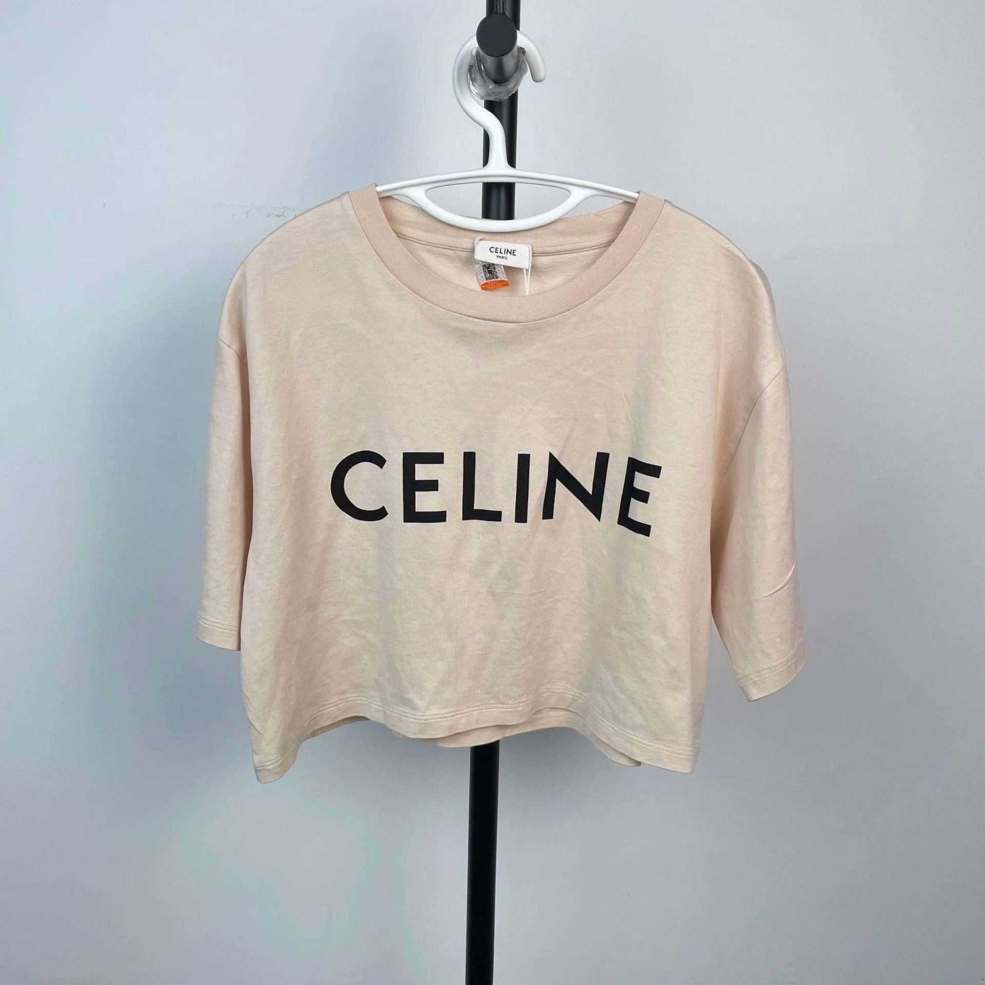 Celine Celine Cotton Beige T-Shirt S Women Size S / US 4 / IT 40 - 1 Thumbnail
