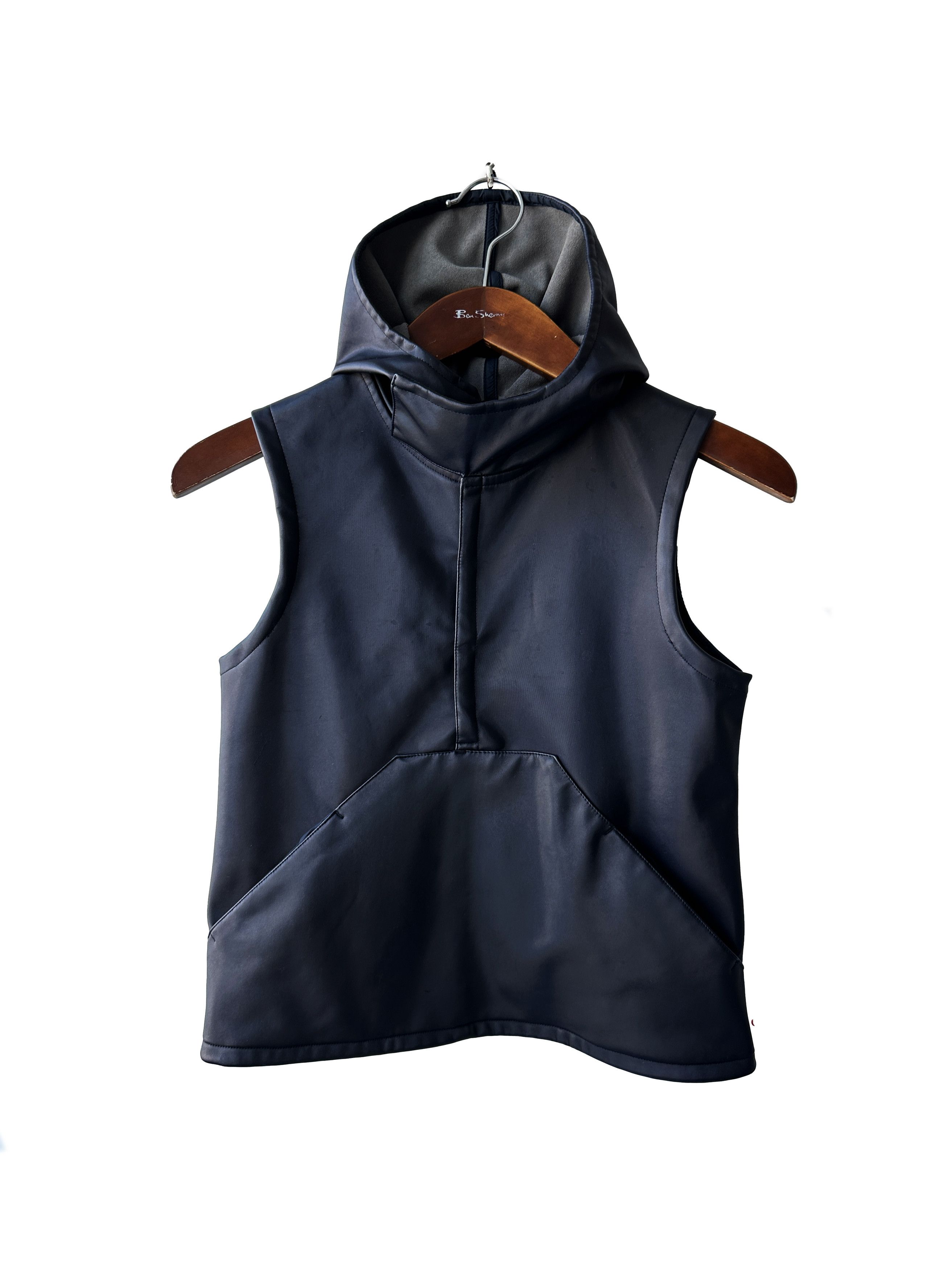 Nike Nike woman's hooded polyuretane vest Size S / US 4 / IT 40 - 1 Thumbnail