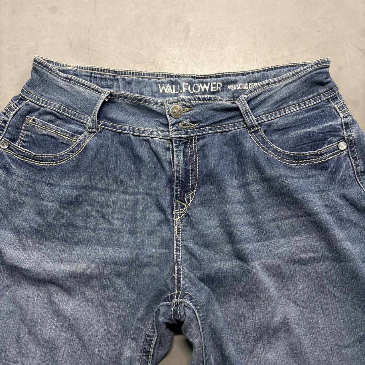 Vintage Crazy Vintage Y2K/2000s Baggy WallFlower Low rise Wideleg Dark Blue Wash Denim Jeans! Size US 32 / EU 48 - 2 Thumbnail