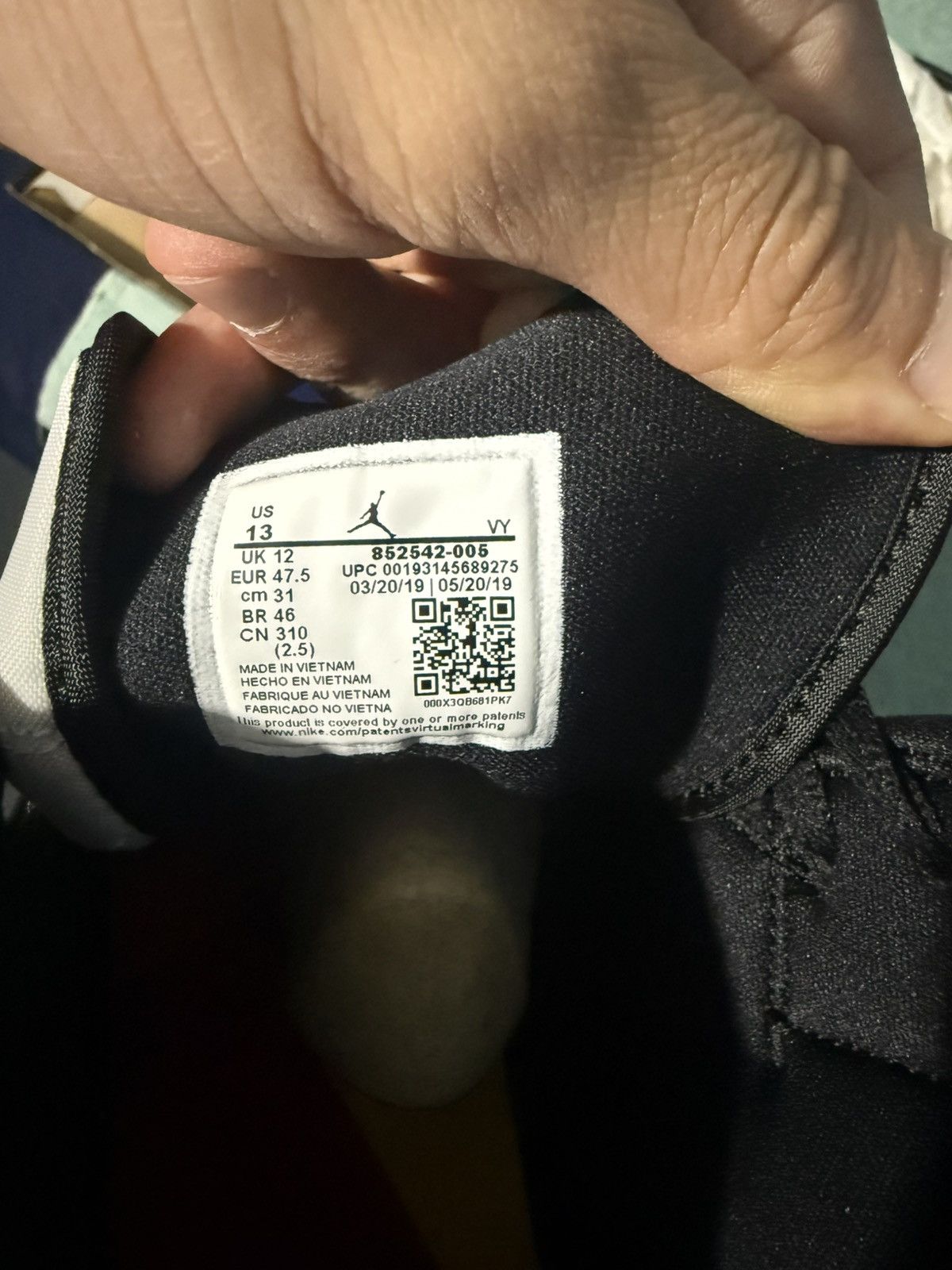 Jordan Brand Air Jordan 1 Mid SE Size US 13 / EU 46 - 6 Thumbnail
