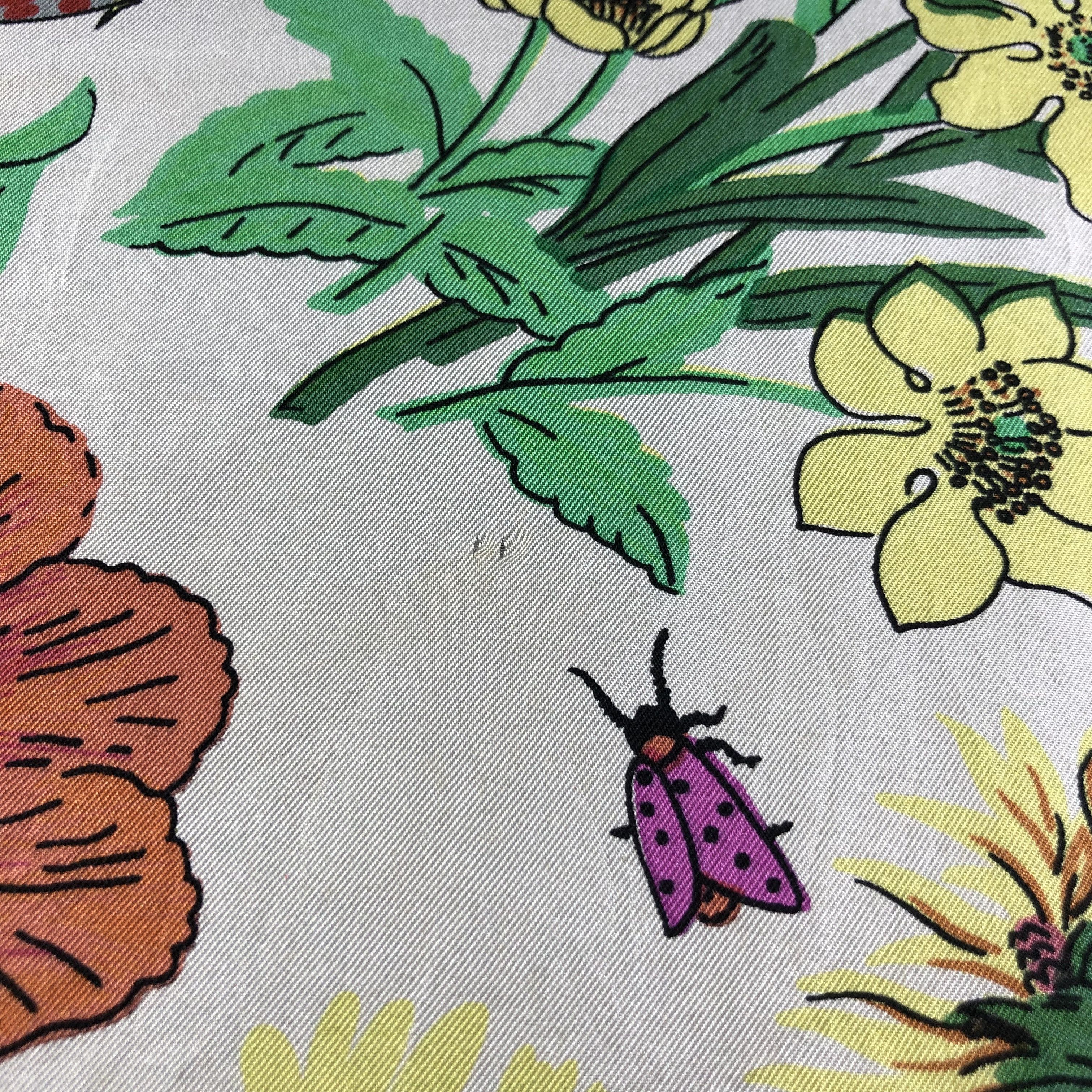 Japanese Brand Vintage Luxury Floral Hand Rolled Silk Scarf M715 Size ONE SIZE - 6 Thumbnail