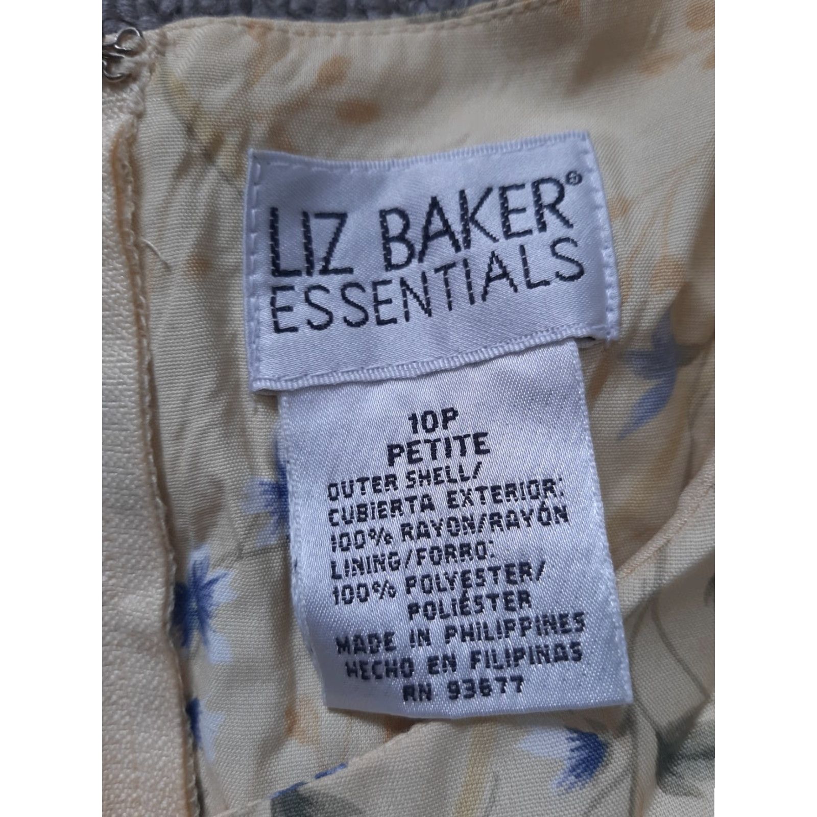Vintage VINTAGE Flowers Liz Baker Dress Womens 10P Petite Yellow Floral Short Sleeve Padded Rayon Maxi Dress Womens Girls? Size 32" / US 10 / IT 46 - 2 Thumbnail