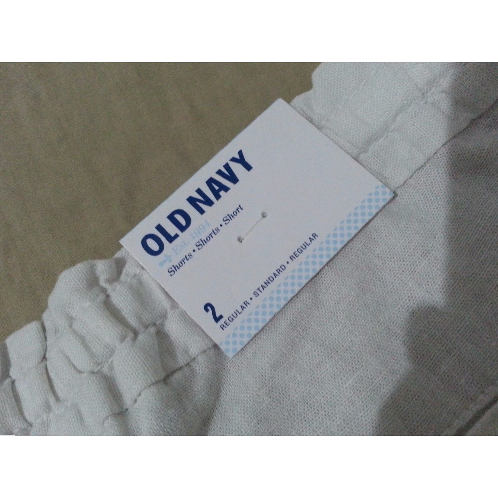 Old Navy Womens Old Navy Khaki Shorts 2 Cotton Chino White 2 Regular Jeans? Size 26" / US 2 / IT 38 - 3 Thumbnail