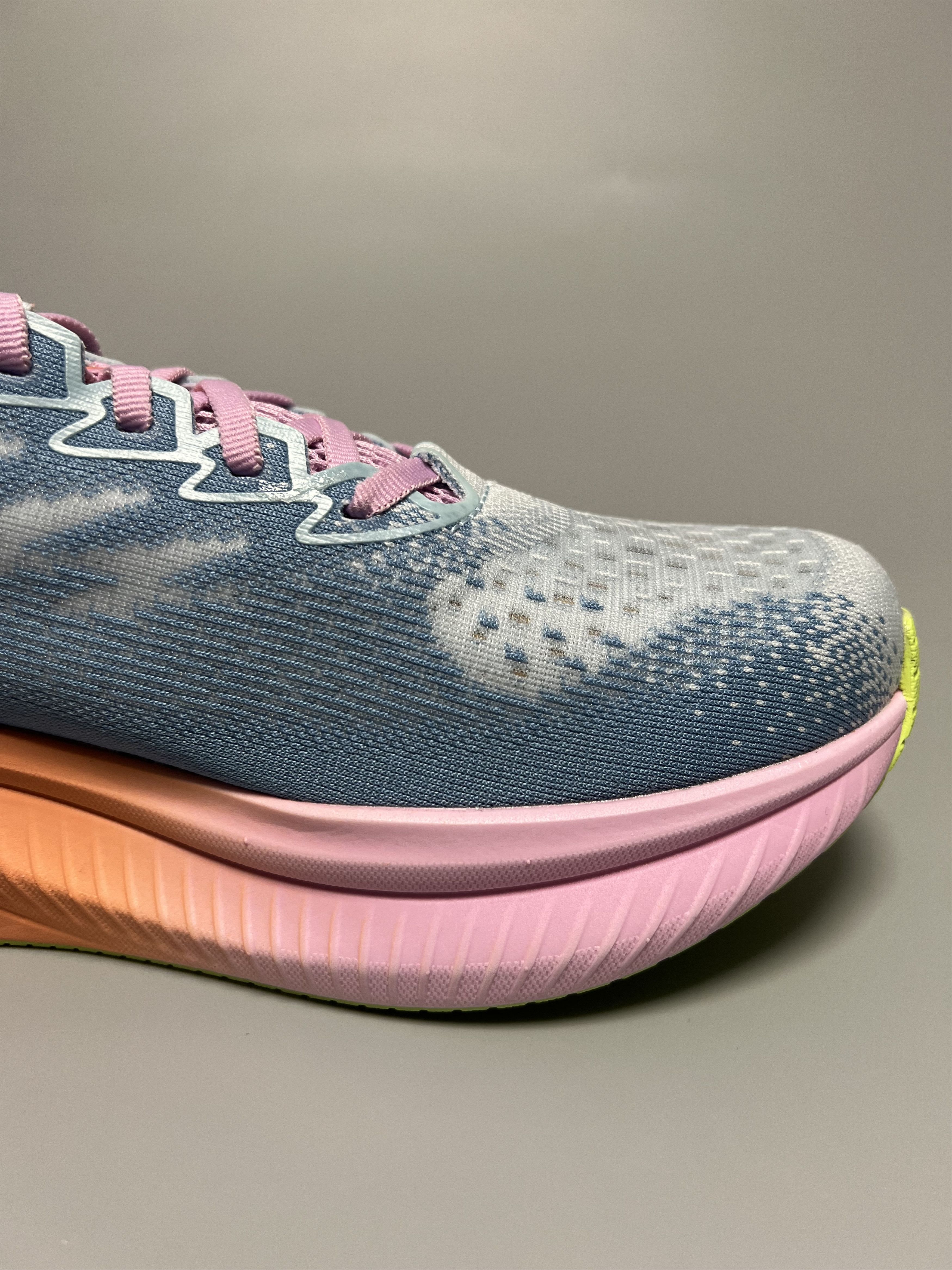 Hoka 10.5B Hoka One One Mach 6 Women's Running Shoes 1147810-ISK Size US 10.5 / IT 40.5 - 11 Thumbnail
