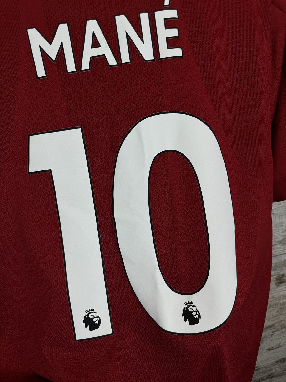 New Balance Mens Vintage New Balance Liverpool FC Sadio Mane T-shirt tee Size US S / EU 44-46 / 1 - 5 Thumbnail