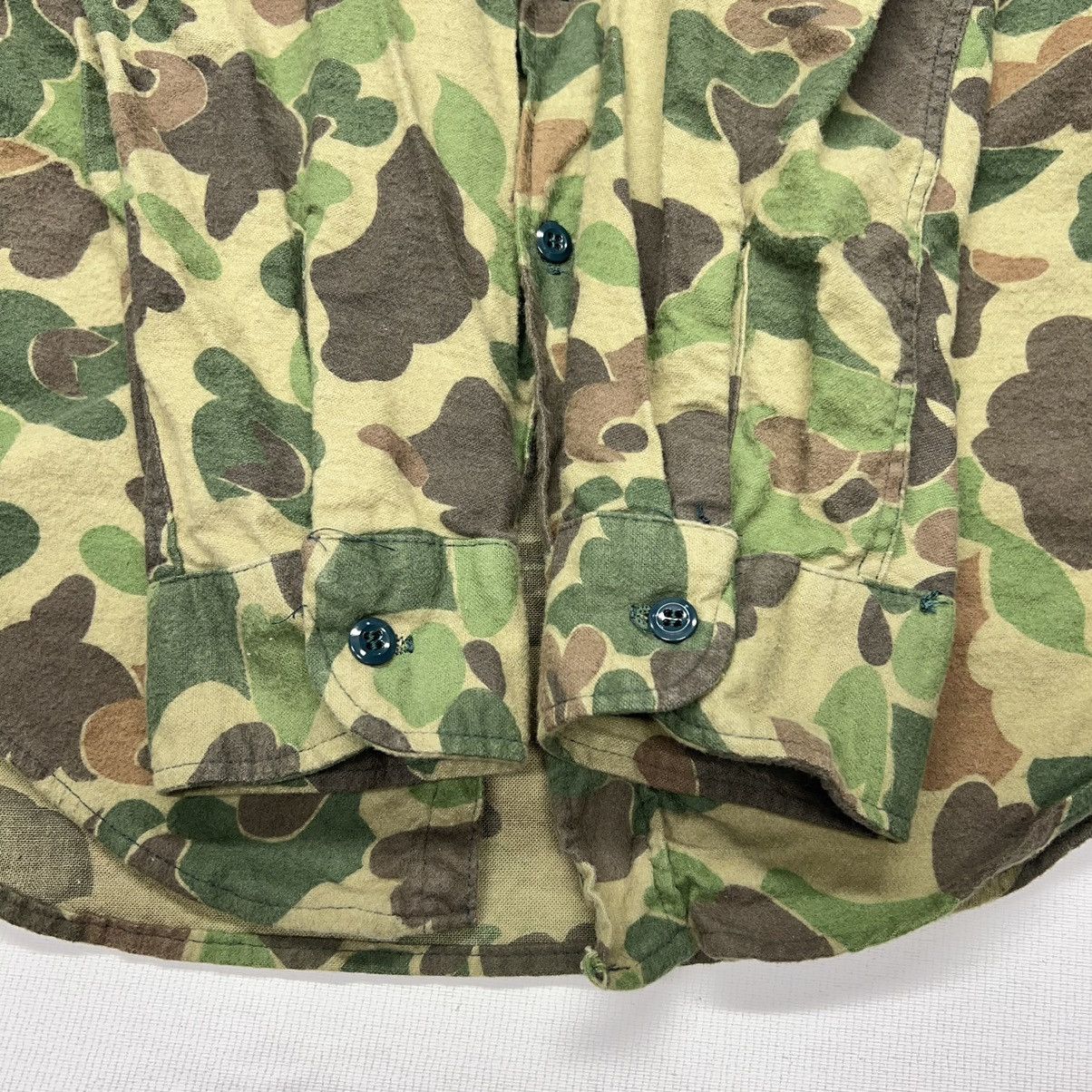 Vintage VTG Kamo Button Shirt Duck Camo Green Hunting Vietnam Era Size US S / EU 44-46 / 1 - 8 Thumbnail