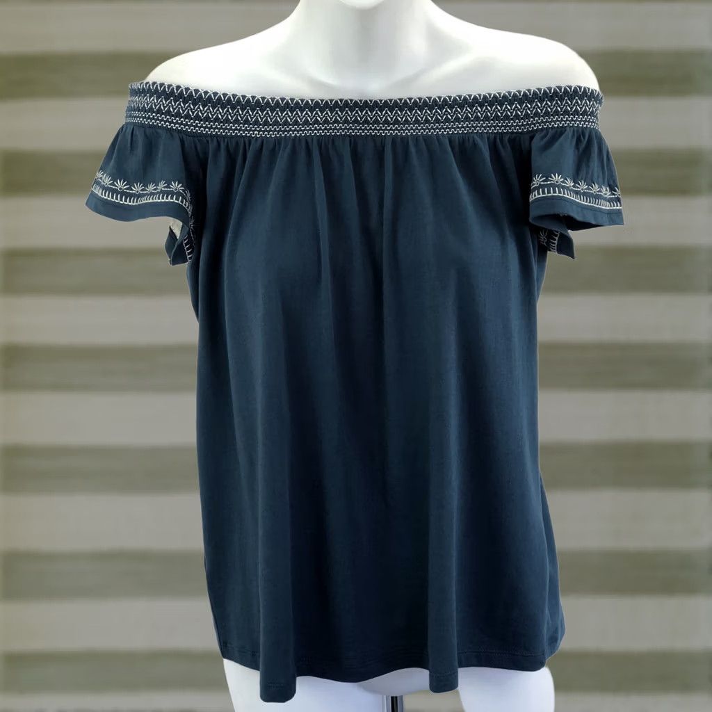 Ann Taylor Ann Taylor Blouse off shoulder S blue/white embroidered Cap Sleeve Prairie Cottage Bohemian Hippie Peasant Western Country Women Size S Regular Size S / US 4 / IT 40 - 1 Thumbnail