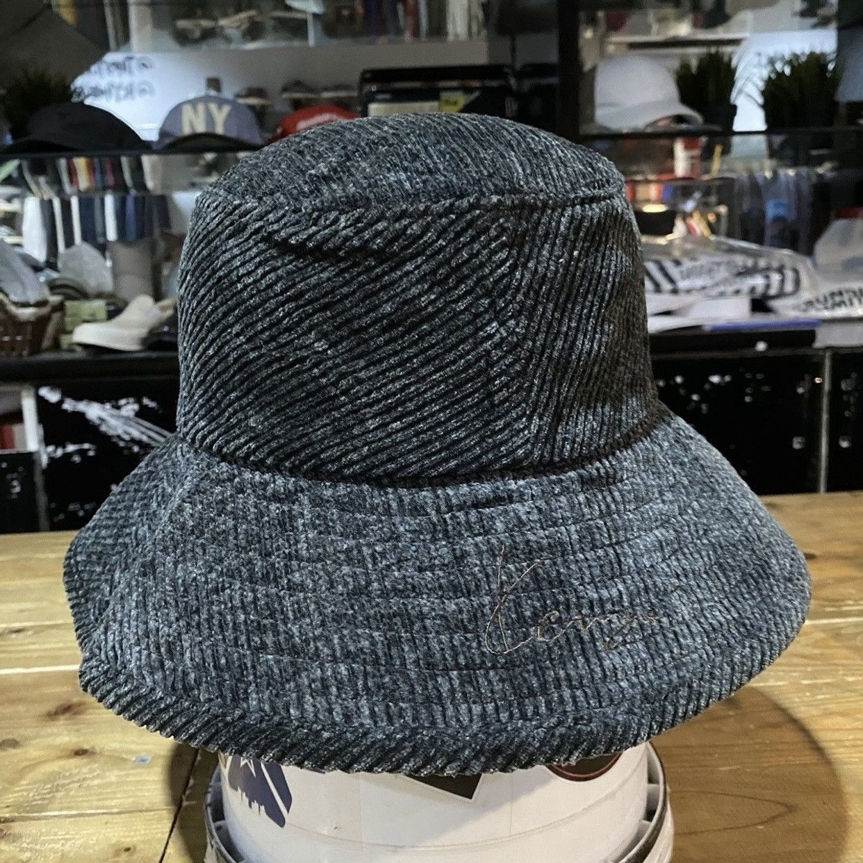 Kenzo Kenzo Corduroy Bucket Hat Made In Japan Size ONE SIZE - 2 Thumbnail
