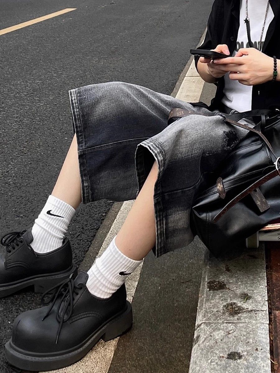 Japanese Brand Loose straight leg distressed gradient denim shorts Size US 32 / EU 48 - 3 Thumbnail