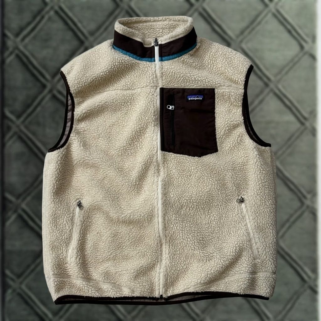 Patagonia VINTAGE Patagonia Men's Vest Classic Retro-X XX-Large Deep Pile Beige Zip Pocket Windbreaker All Seasons Outdoor Hiking Retro 2014 Collection Mens Size US XXL / EU 58 / 5 - 1 Thumbnail