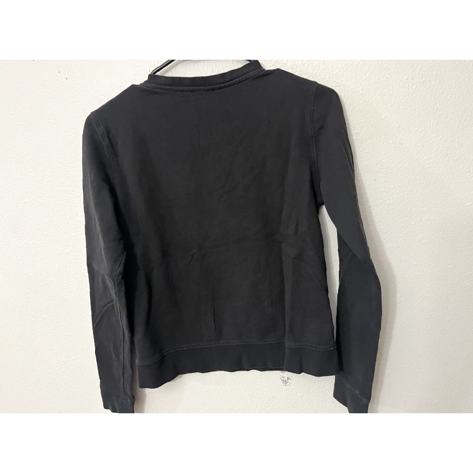 H&M H&M Sweatshirt Women Black Long Sleeve Nirvana Graphic Crown Birds Pullover Crew Neck Size 2 Band Womens Size XS / US 0-2 / IT 36-38 - 2 Thumbnail