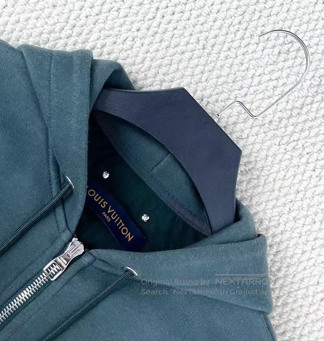Louis Vuitton louis vuitton green zip. Size US S / EU 44-46 / 1 - 3 Thumbnail