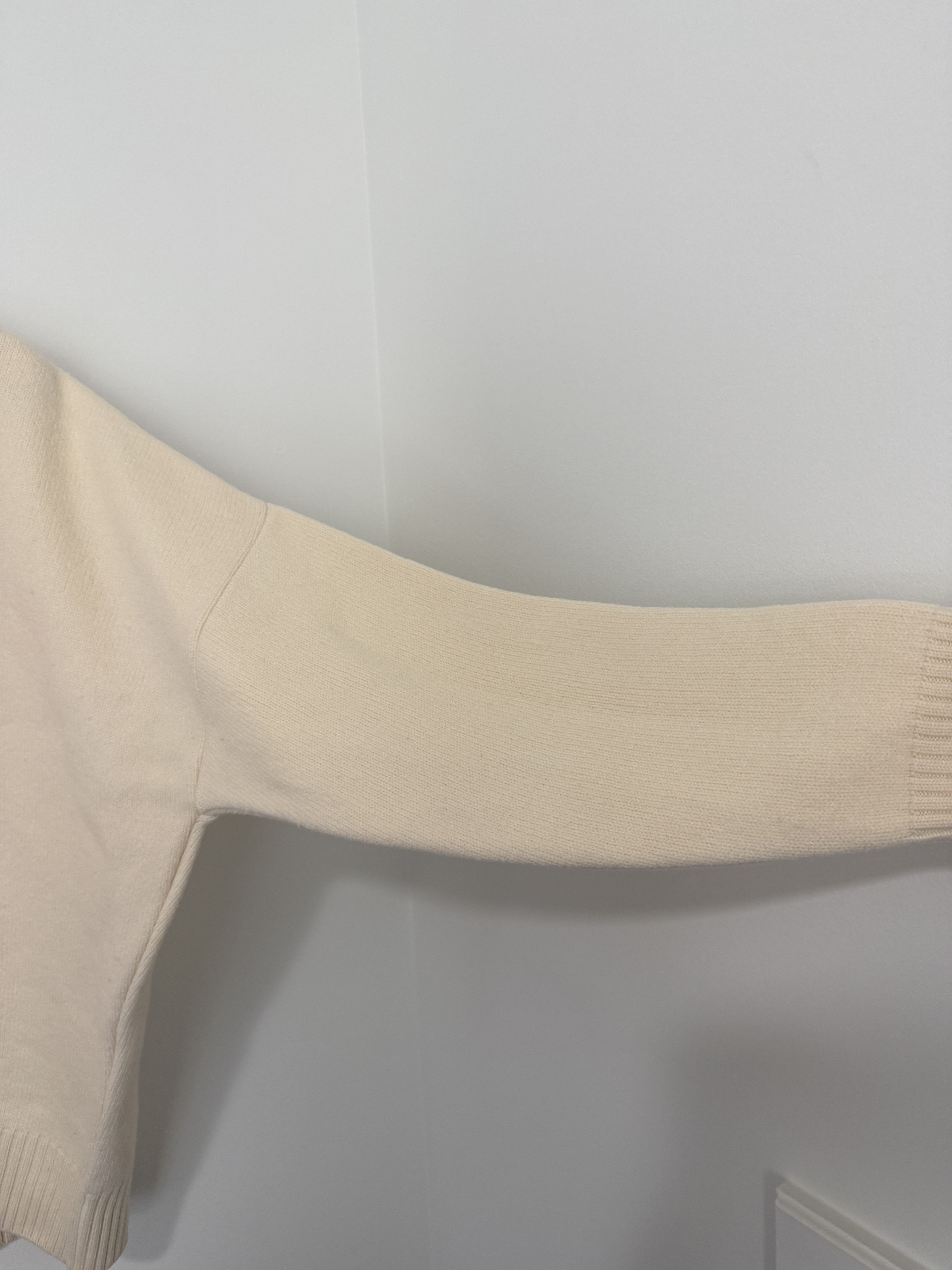 AMI Ami Paris Off-White Oversized Turtleneck Size US L / EU 52-54 / 3 - 4 Thumbnail