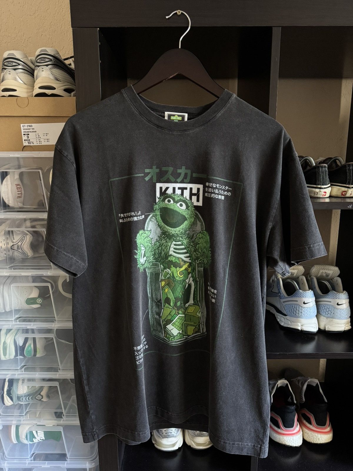 Tシャツ・カットソー Kith x Sesame Street Oscar The Grouch Vintage Tee Vintage Sesame Street Oscar the Grouch T-Shirt | eBay
