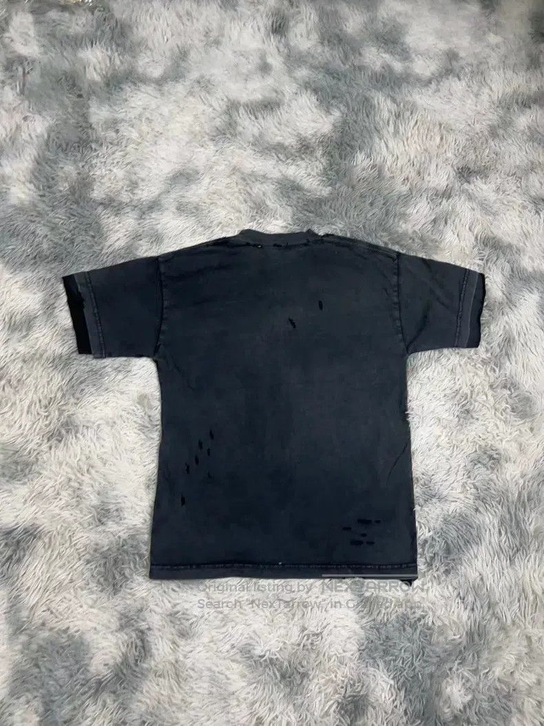 Balenciaga Balenciaga Distressed Short Sleeve Size US XS / EU 42 / 0 - 2 Thumbnail