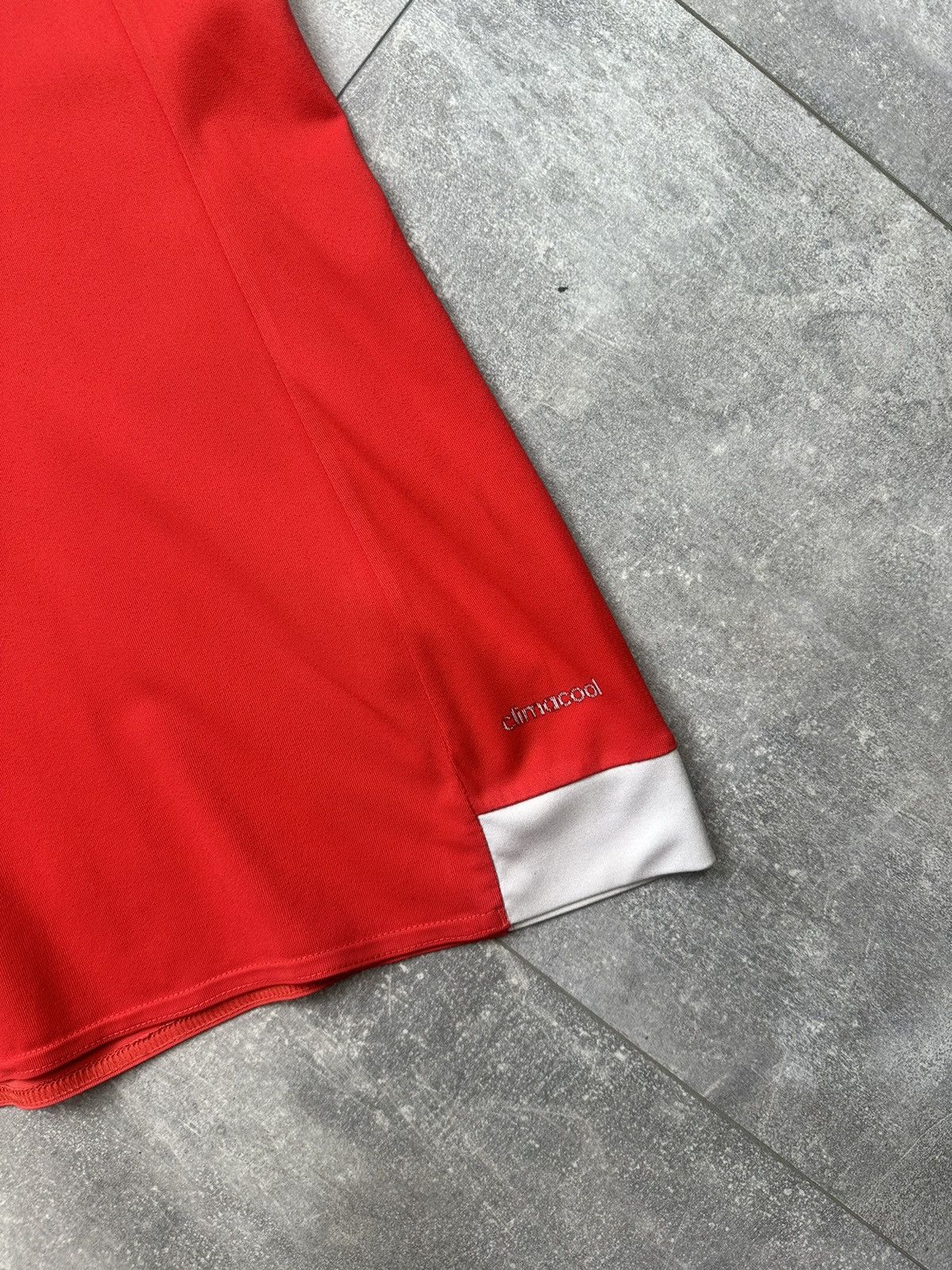 Vintage Adidas Benfica 2015/16 Home Soccer Jersey S.L.B Size US S / EU 44-46 / 1 - 6 Thumbnail