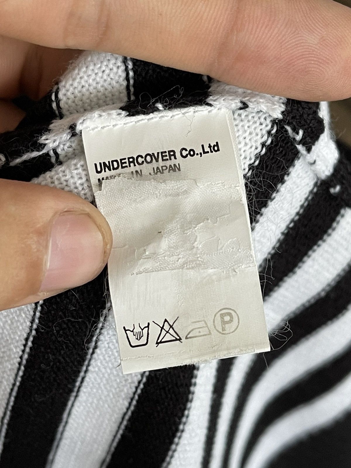 Japanese Brand Undercover Underman Knit Striped Sweater Japan Size US L / EU 52-54 / 3 - 10 Thumbnail