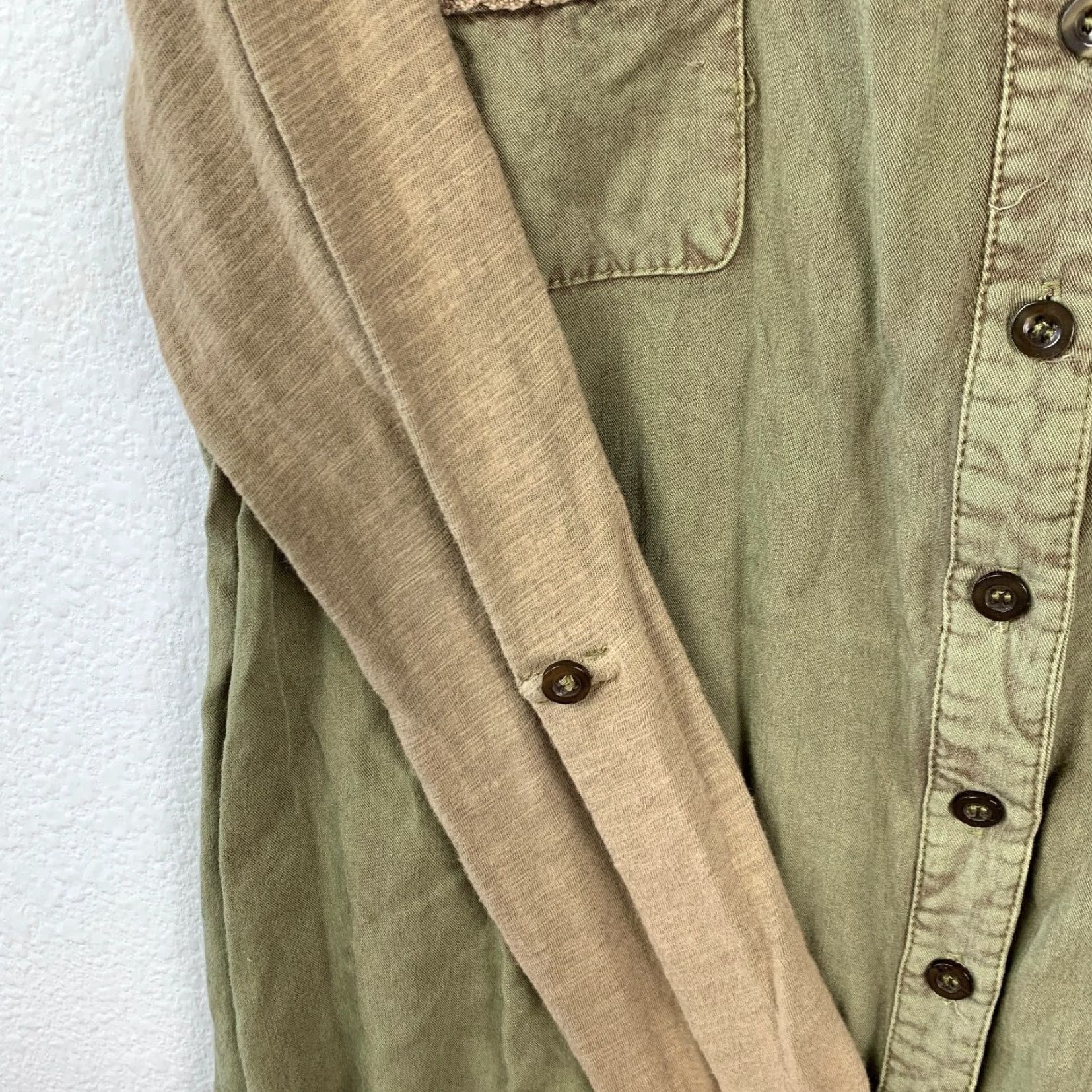 Vintage VINTAGE Y2K Daytrip Boho-Chic Shirt Womens L Olive Green Long Sleeve Utility Bella Swan Size L / US 10 / IT 46 - 3 Thumbnail