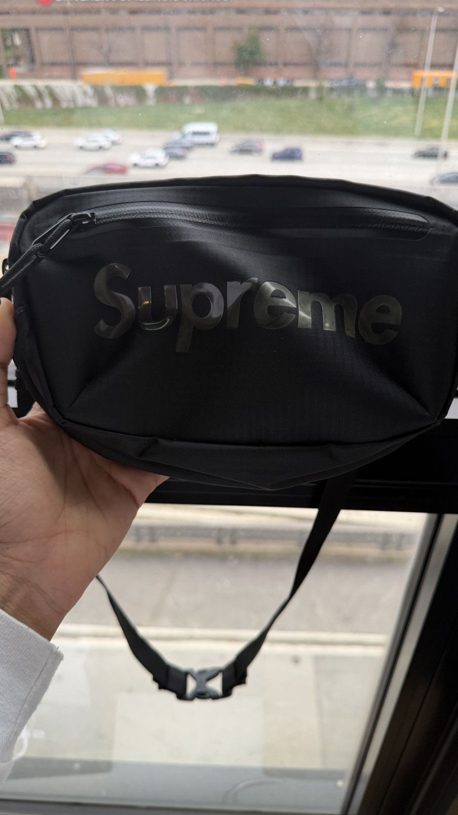 Supreme Wait bag (SS21) [New] (OS)