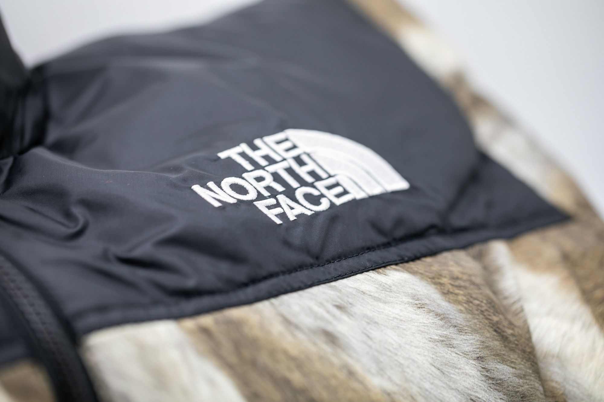 Supreme × The North Face Supreme®/The North Face® Nuptse Jacket in Fur Print- New Size US M / EU 48-50 / 2 - 5 Thumbnail