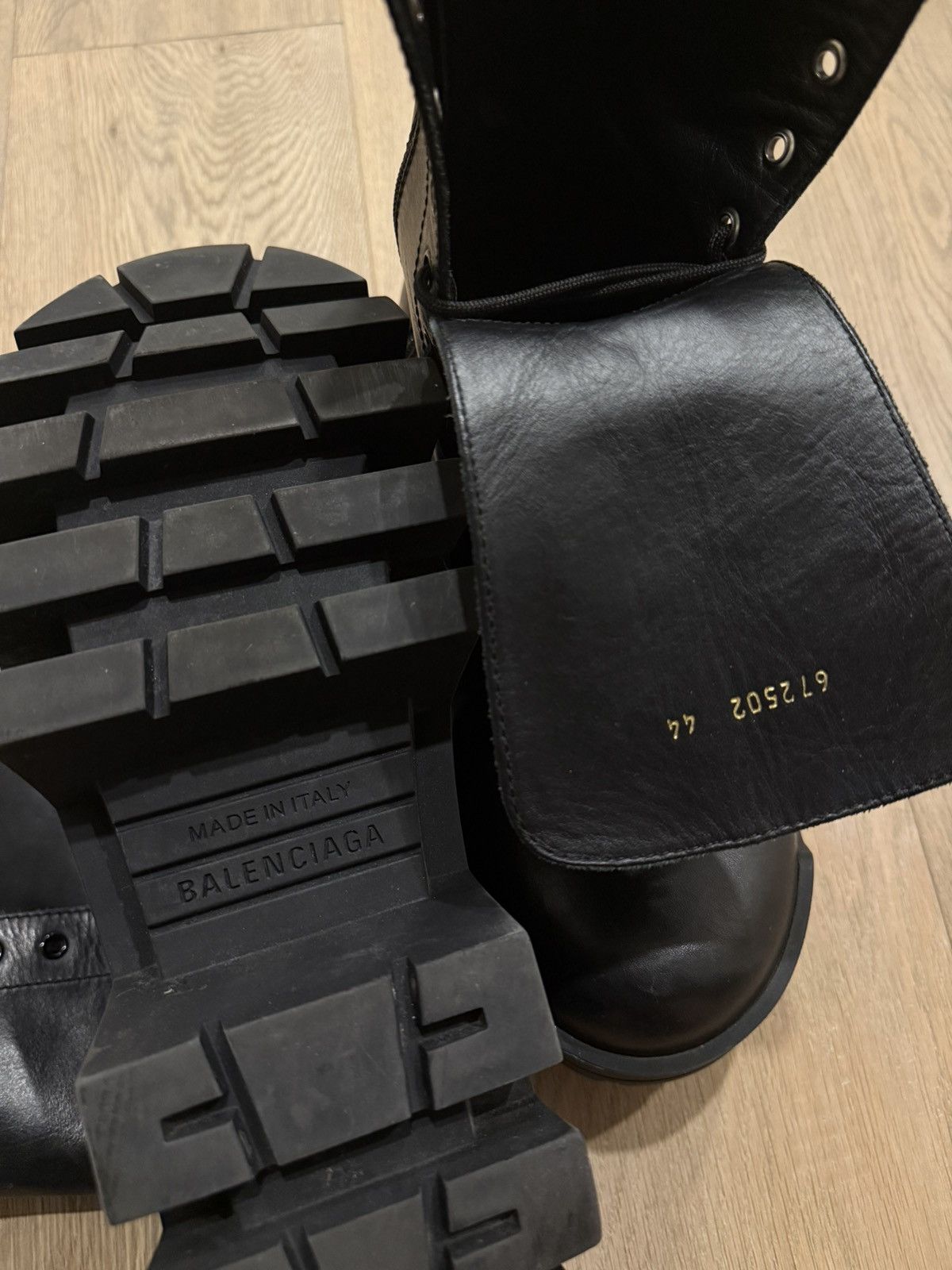 Balenciaga Balenciaga Bulldozer Boots Size US 11 / EU 44 - 5 Thumbnail