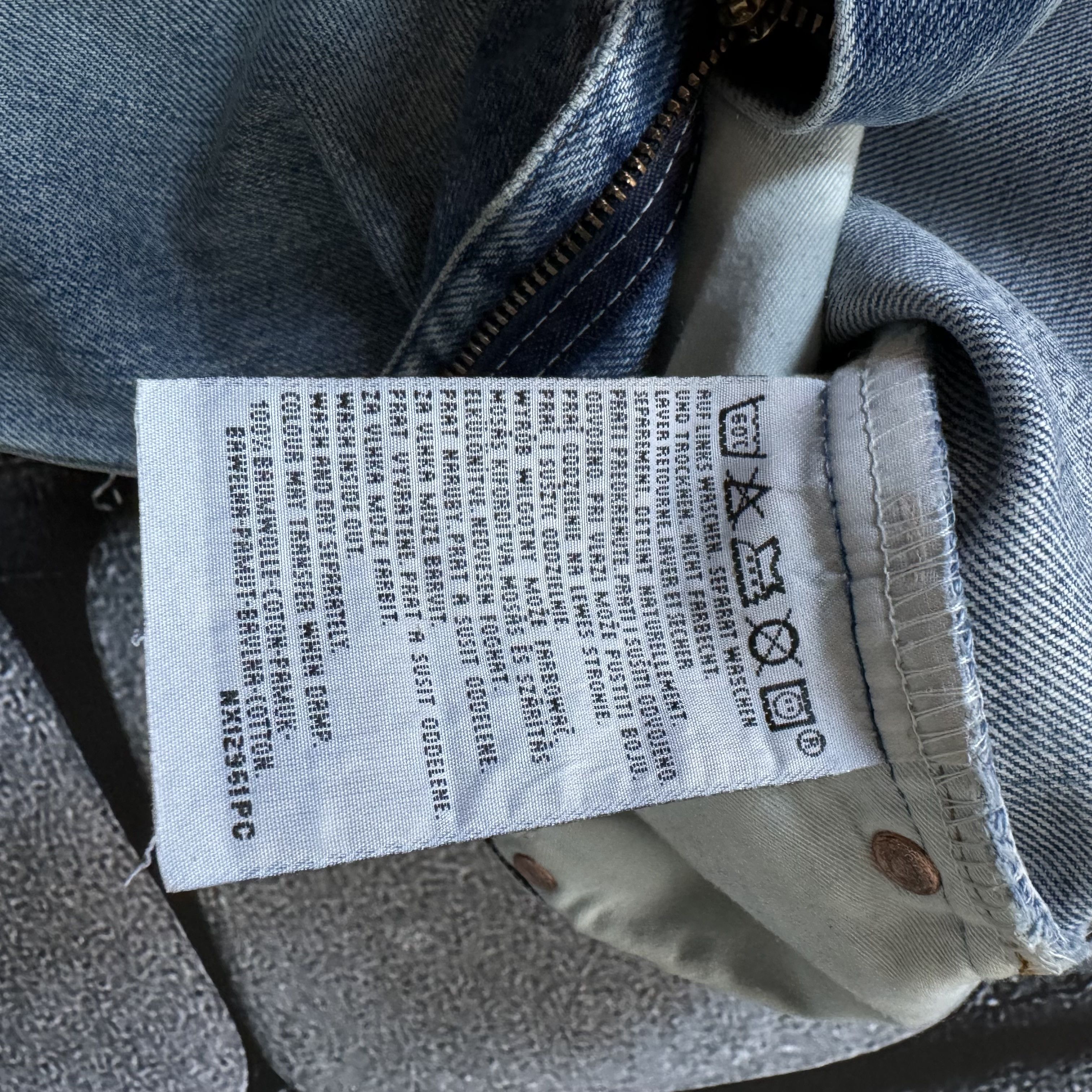 Levi's × Vintage LEVI'S FADED VINTAGE JEANS USA 90S ORANGE TAB Size US 31 - 9 Thumbnail