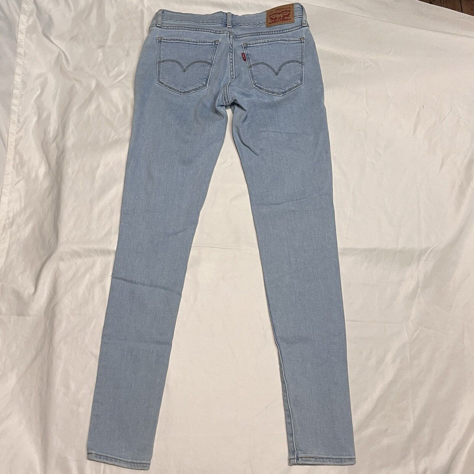 Levi's levis 711 skinny jeans Azure Trashed White Indigo Light Wash Size 26" / US 2 / IT 38 - 7 Thumbnail