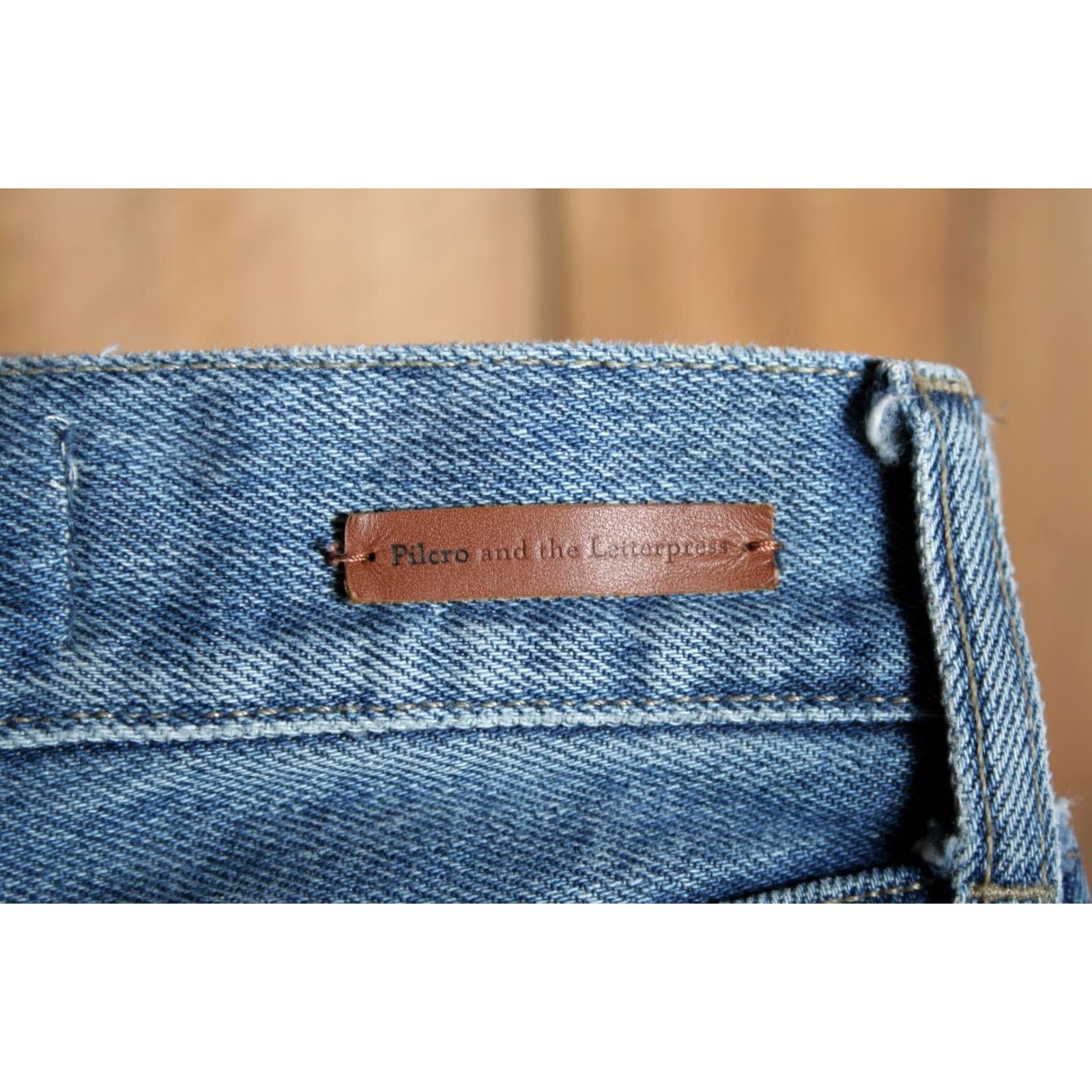 Vintage PILCRO Tilde Blue Denim Jeans Cropped Size 26 Regular Rise 10.5" Inseam 27" Women Mid-High Frayed Hem Pants Size 26" / US 2 / IT 38 - 6 Thumbnail