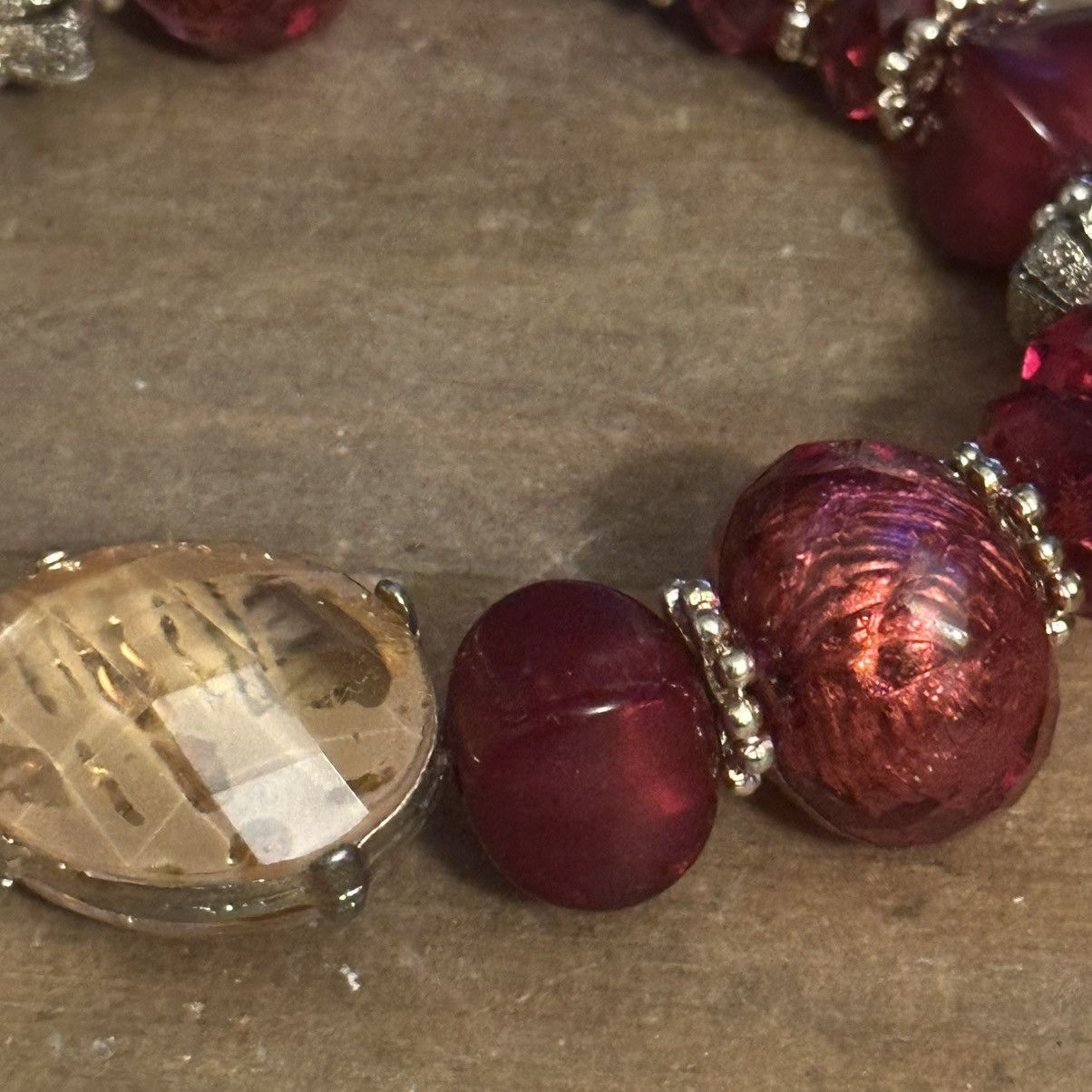 Other Chunky red and gold bead stretch bracelet Size ONE SIZE - 3 Thumbnail