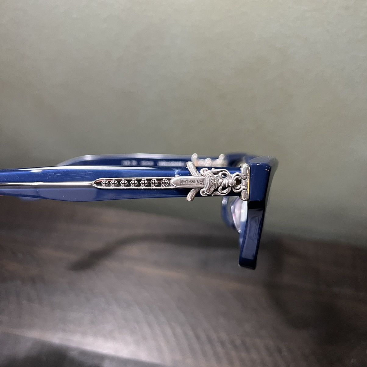 RARE CHROME HEARTS DEEP I BLACK GOLD FRAMES