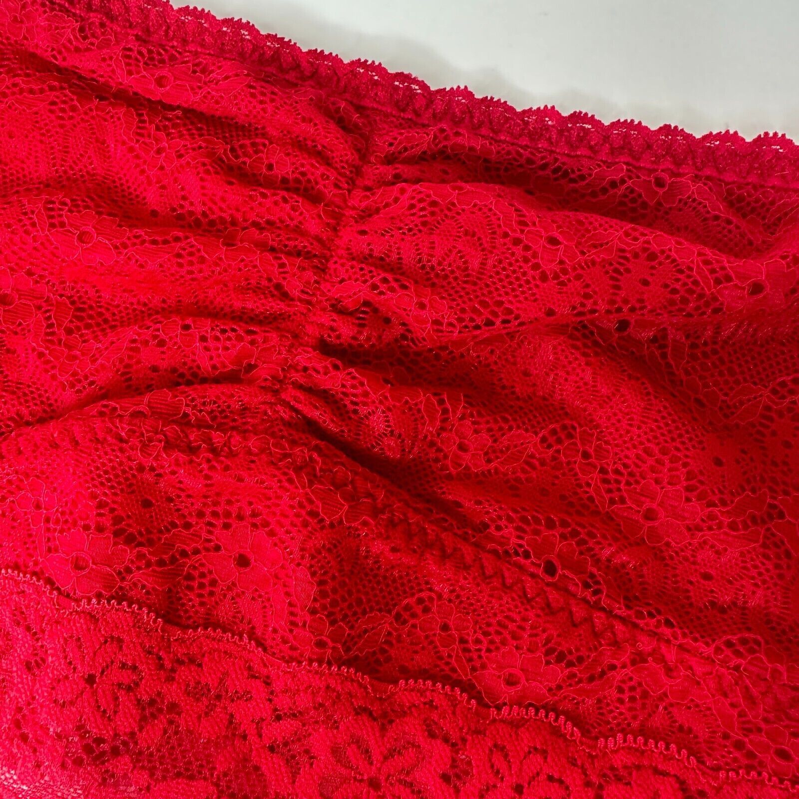 Other Gilly Hicks Bright Red Lace Design Relaxed Bandeau Top Large Size L / US 10 / IT 46 - 2 Thumbnail