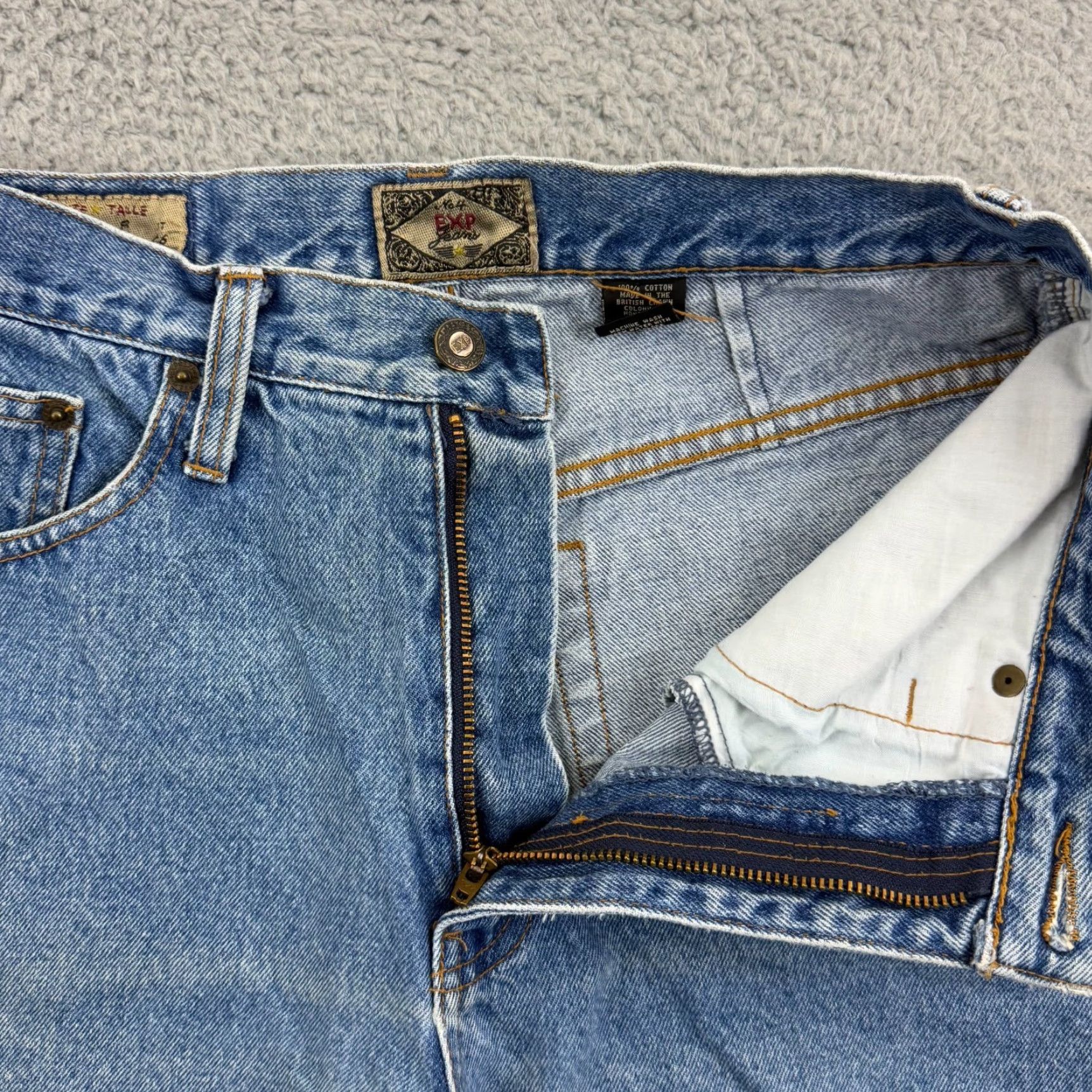 Express VINTAGE Express Jeans Womens 11/12 Blue High Waist Tapered 80s 90s Grunge 30x30 Pants Mens Girls Size 32" / US 10 / IT 46 - 7 Thumbnail