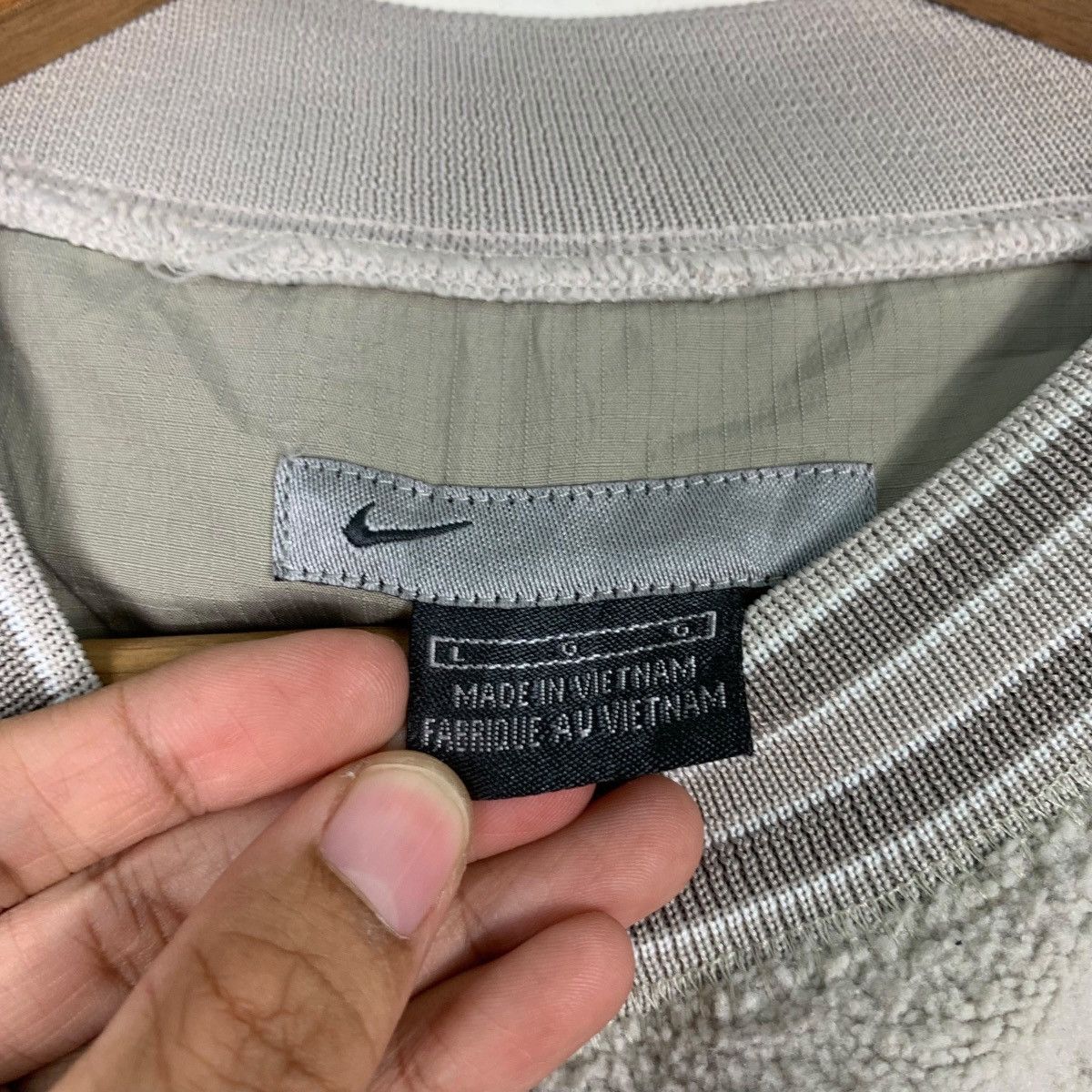 Nike NIKE SMALL LOGO FLEECE PULLOVER SWEATER #0127-C7 Size US L / EU 52-54 / 3 - 11 Thumbnail