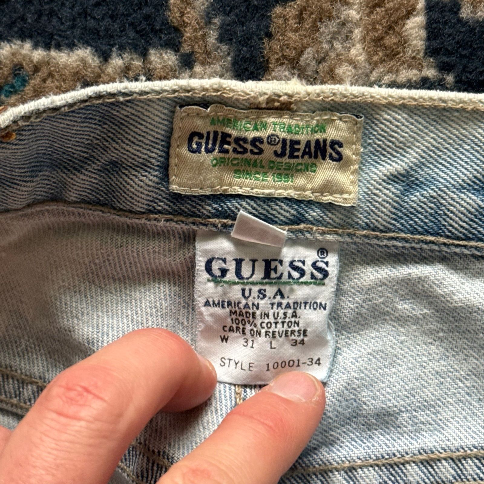 Guess Vintage Guess Distressed Jeans Size US 31 - 6 Thumbnail