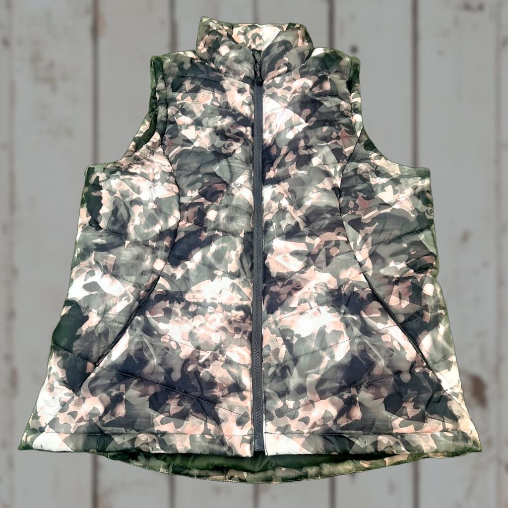 Vintage DSG Women's Outerwear Puffer Vest Floral Camo Full Zip Medium Size M / US 6-8 / IT 42-44 - 1 Thumbnail