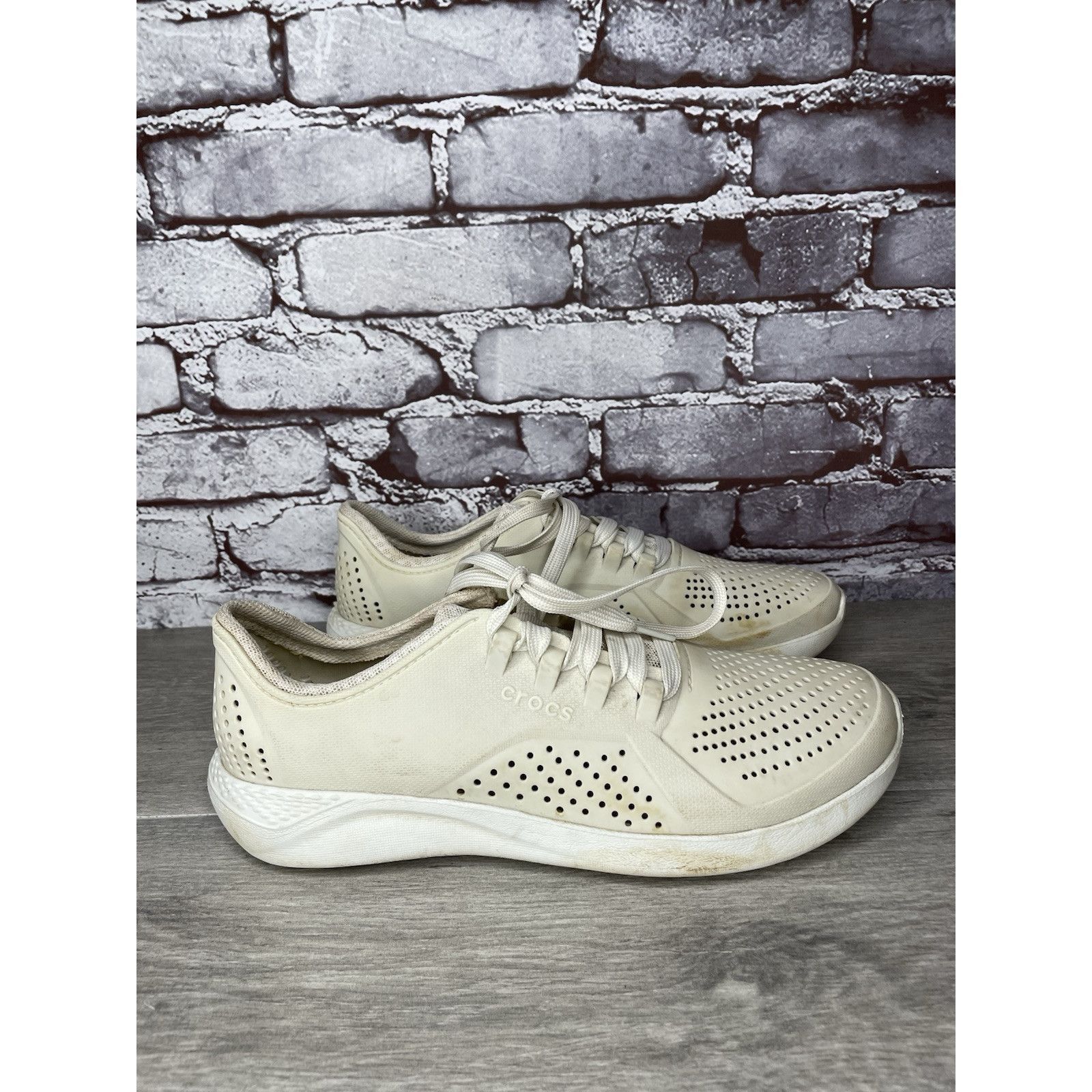 Crocs Crocs LiteRide Pacer Sneakers Shoes Women’s 11 Waterproof Pe Size US 11 / IT 41 - 17 Thumbnail