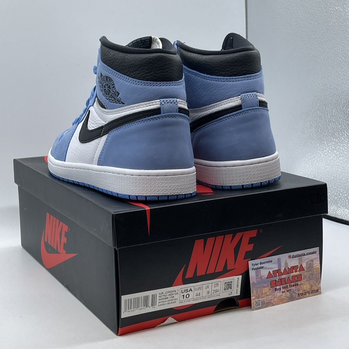 Nike Air Jordan 1 high university blue Size US 10 / EU 43 - 4 Thumbnail