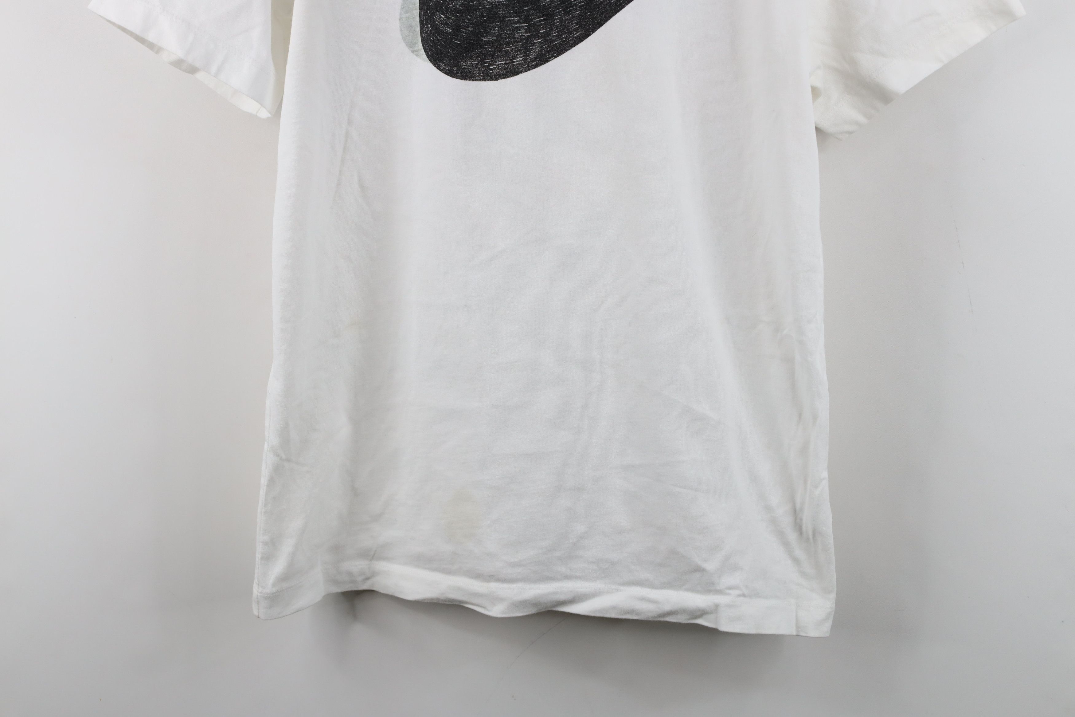 Nike Y2K Nike Scott Big Swoosh Sketch Short Sleeve T-Shirt White Size US M / EU 48-50 / 2 - 3 Thumbnail